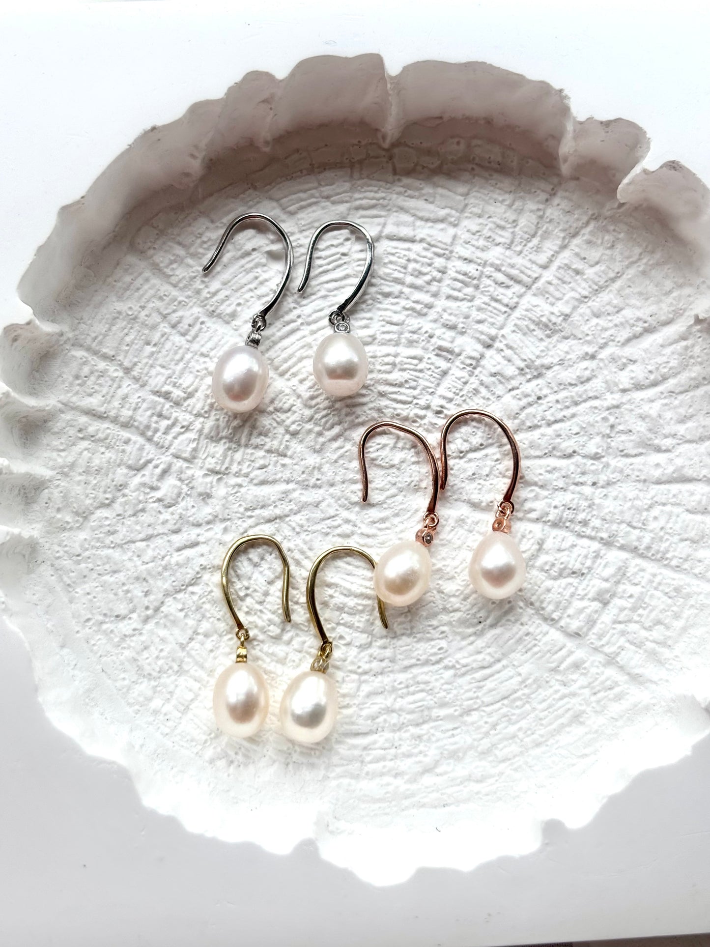 Moonwater Bloom – Freshwater Pearl Minimalist Earrings (Rose Gold / Gold / Silver Available)