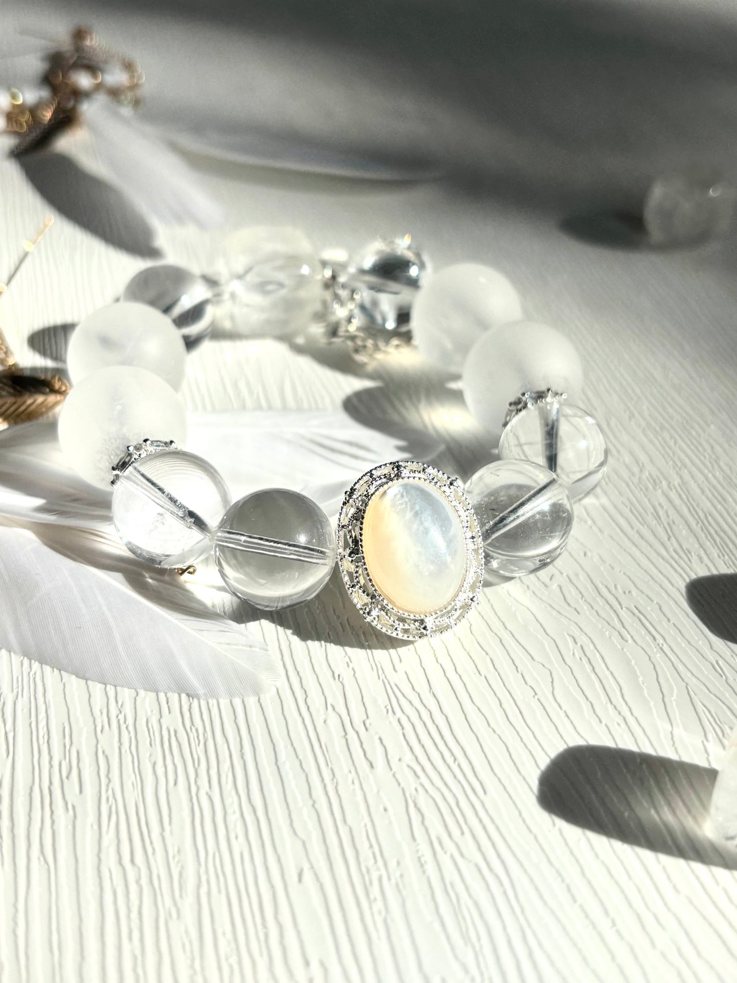 Moon Whisper – Clear Quartz x Mother of Pearl Bracelet