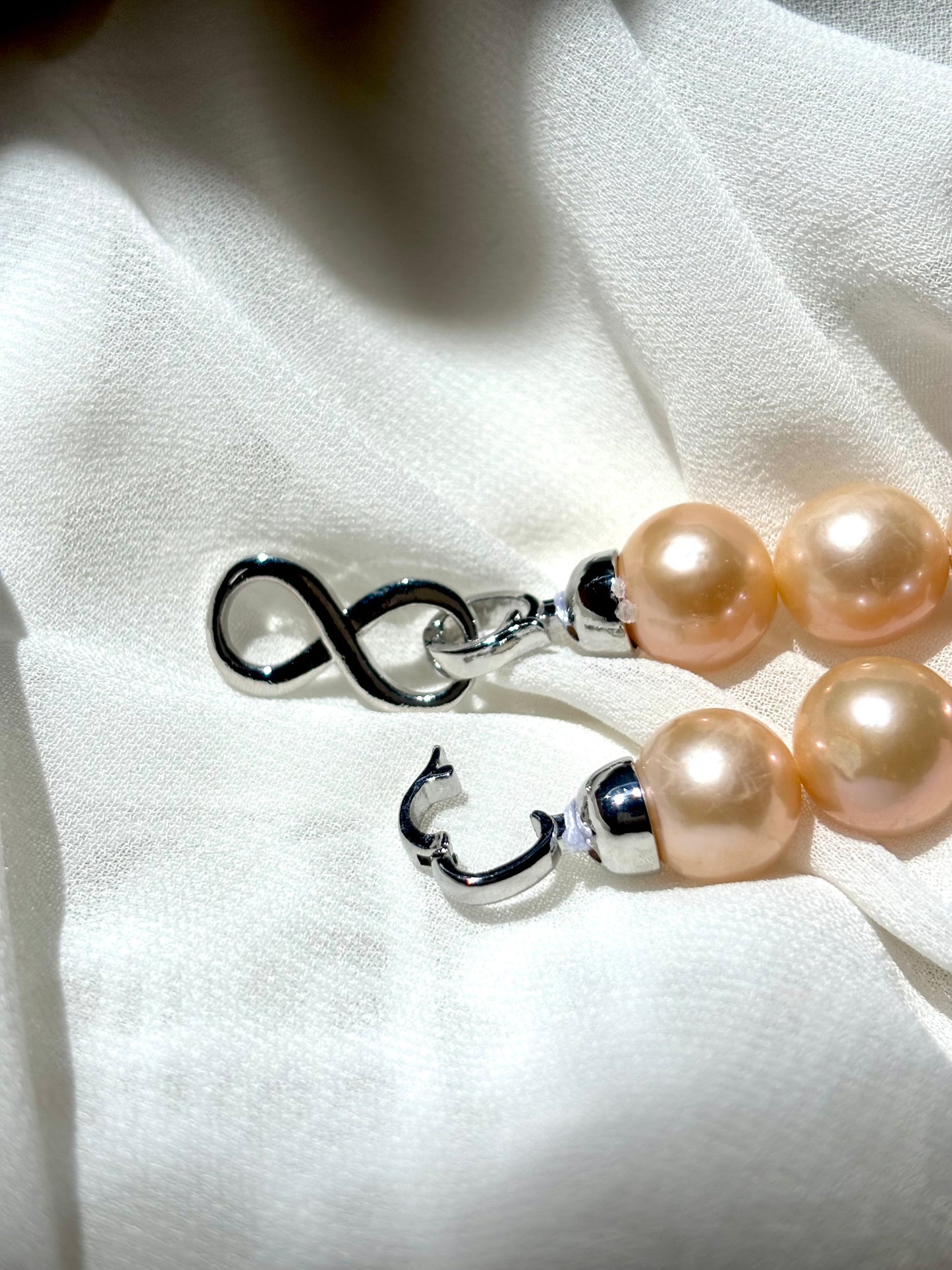 Orange Jasmine Bloom – Warm Peach Glow Pearl Necklace