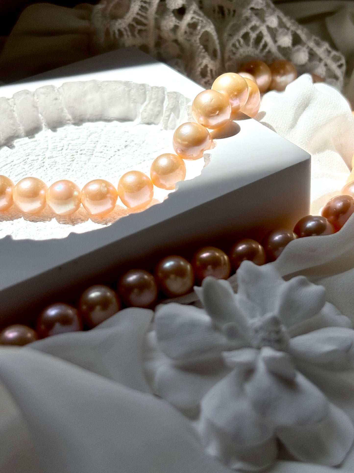 Orange Jasmine Bloom – Warm Peach Glow Pearl Necklace