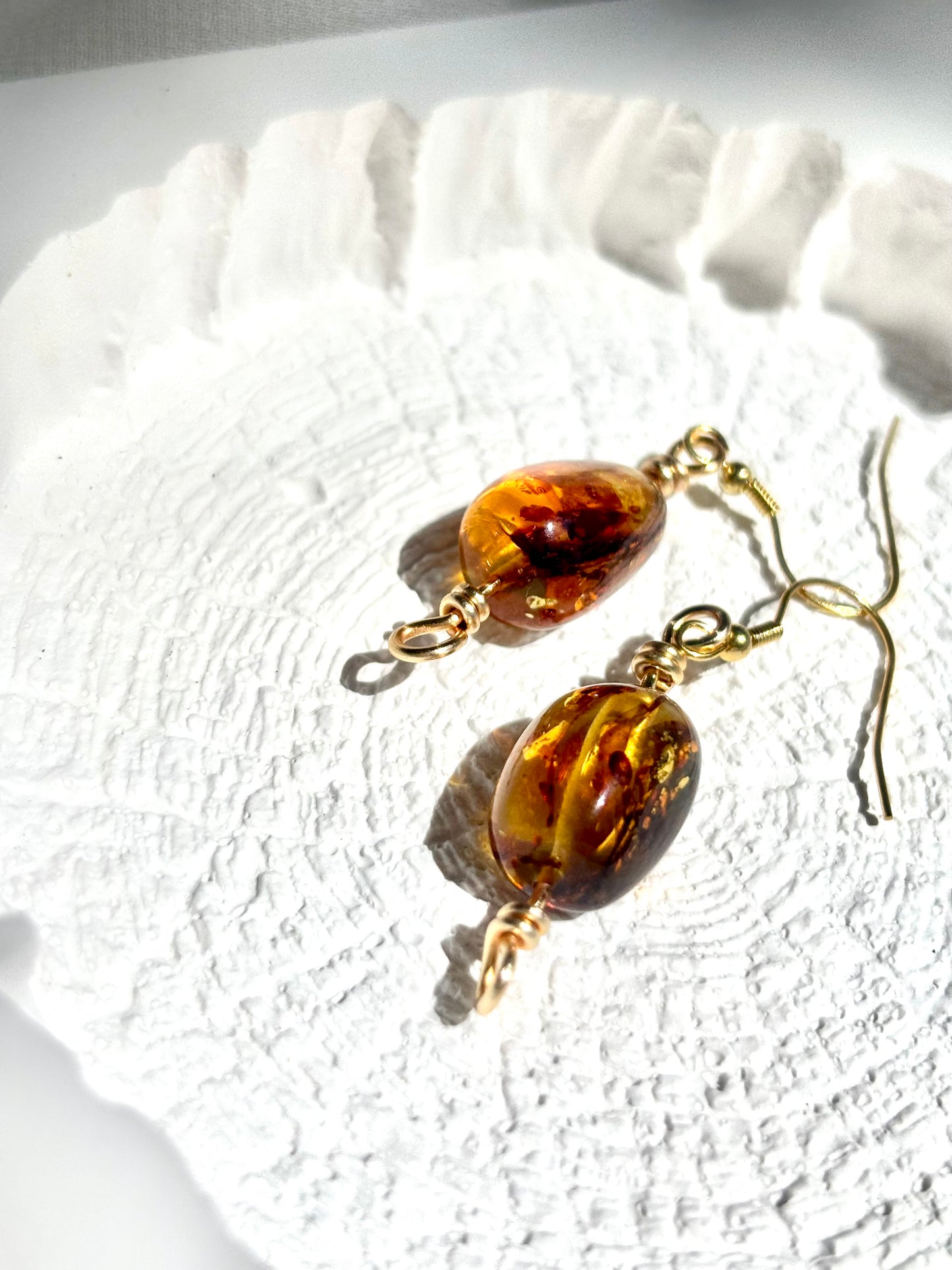 Elegant Chunky Natural Amber Dangling Gold-Plated 925 Sterling Silver Wire Earrings