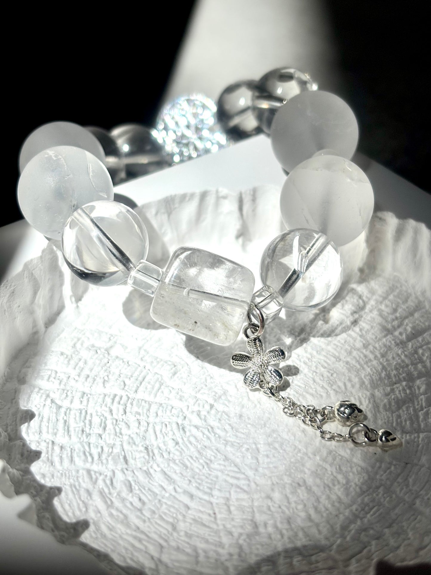 Moon Whisper – Clear Quartz x Mother of Pearl Bracelet
