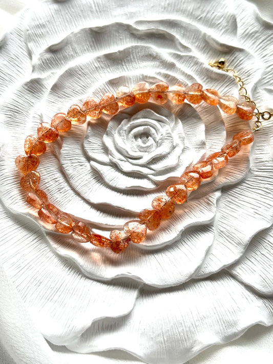 Elegant Heart-Shaped Sunstone Bracelet – High-Quality Gemstone Jewelry