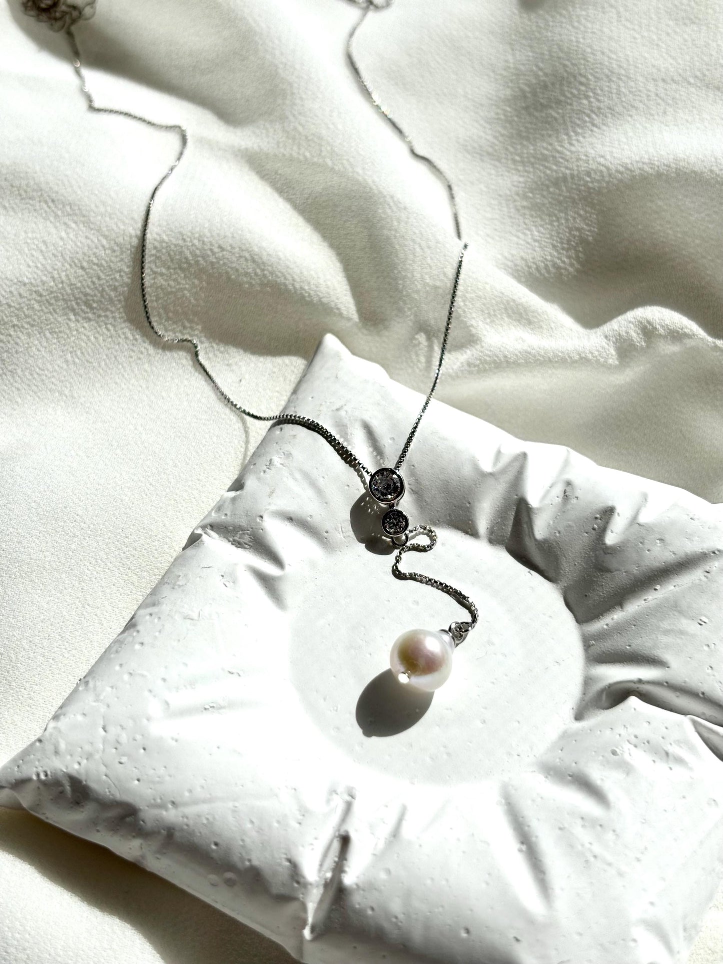 Freshwater Pearl & Moissanite Pendant Summer Necklace – Made of Sterling Silver