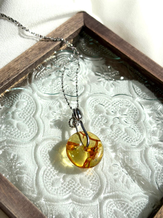 Golden Glow Float Flowers Amber Pendant Necklace - Minimalist Sterling Silver, 45cm