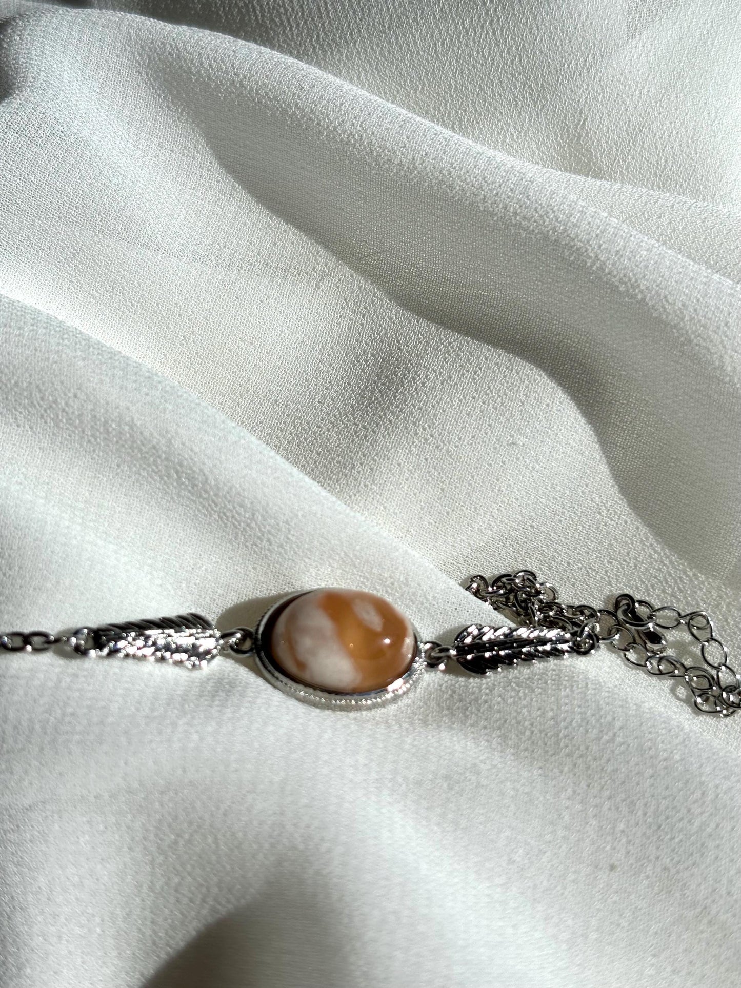 Peach Blossom Agate Bracelet – Nature-Inspired Elegance