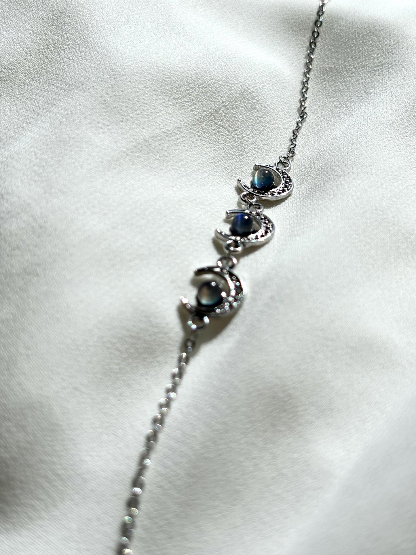 Celestial Moon and Sun Bracelet with 3 Labradorite Stones – Blue and Grey, Symbolizing Transformation and Magic