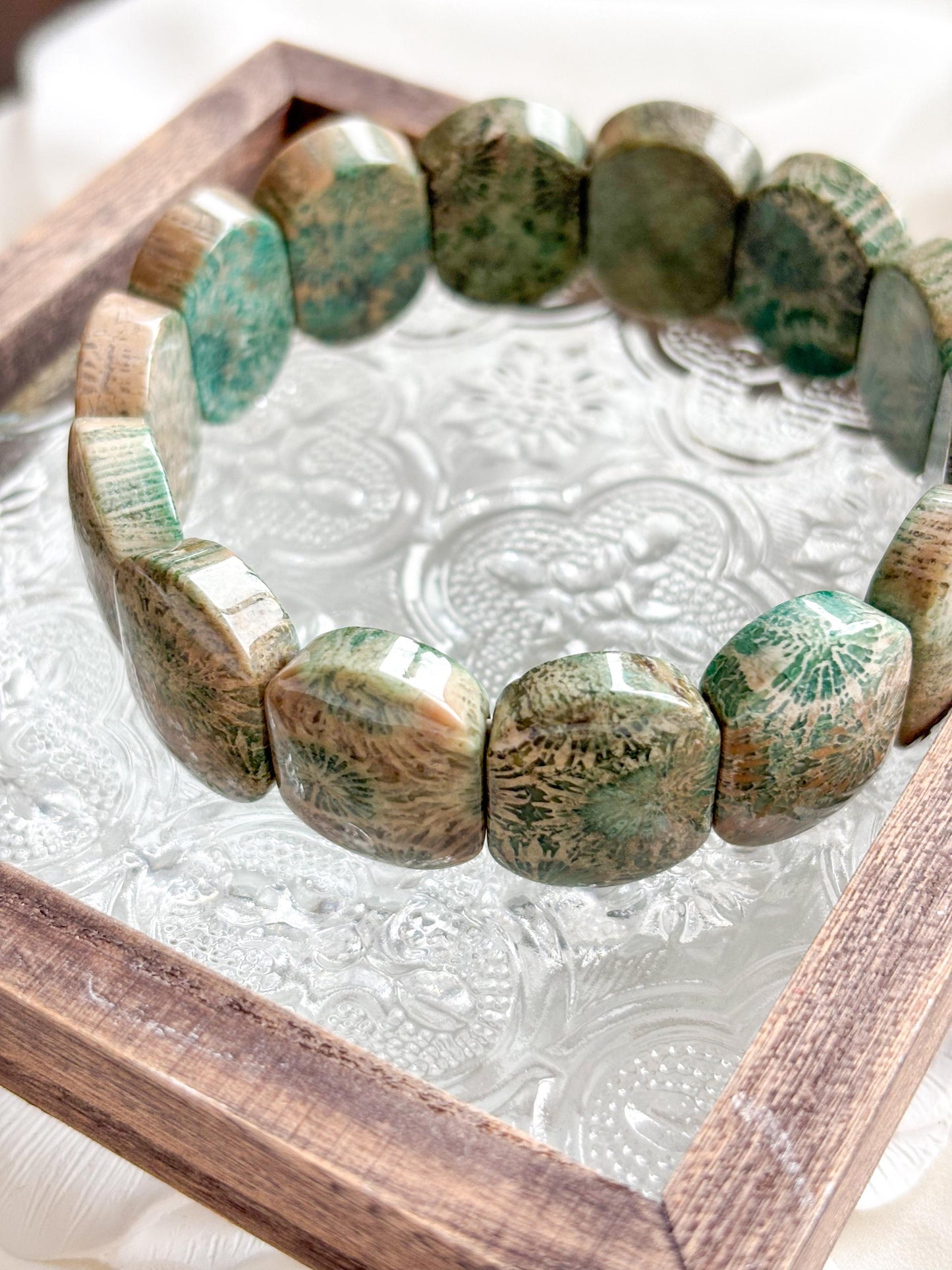 Amazon Canopy – Fossil Coral Daisy Bracelet