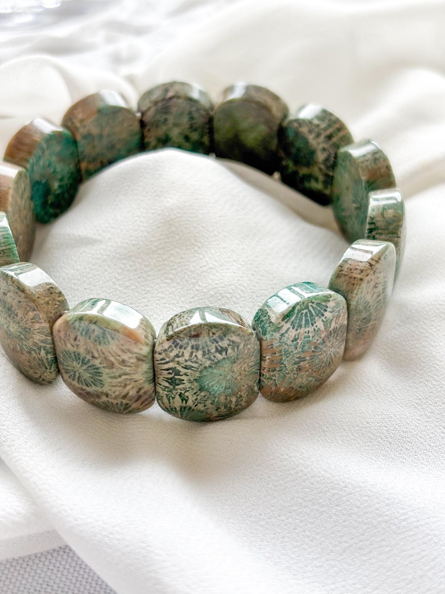 Amazon Canopy – Fossil Coral Daisy Bracelet