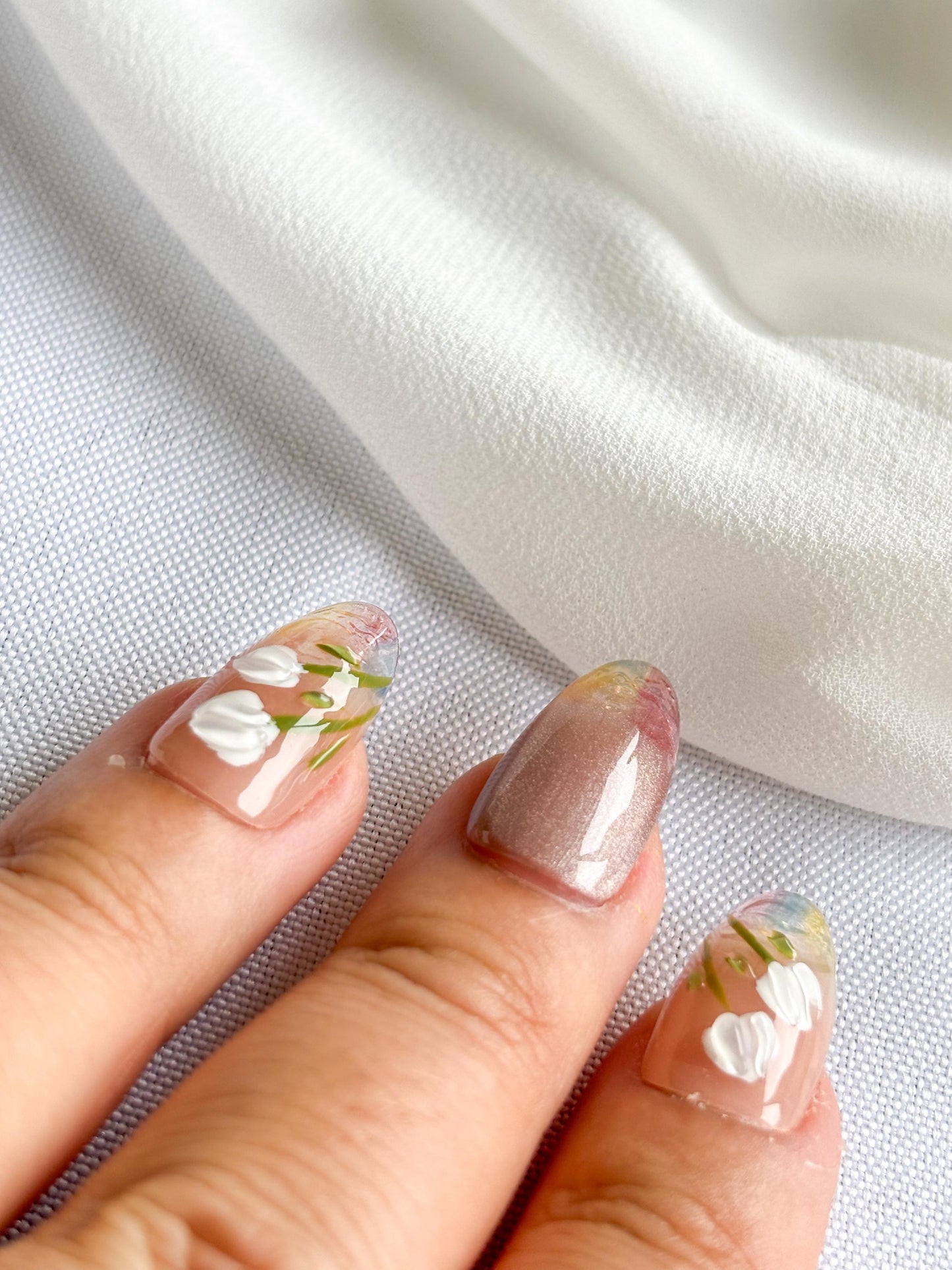 Spring Blossom Press-On Nails – Pink & White Floral with Transparent Colorful Tips