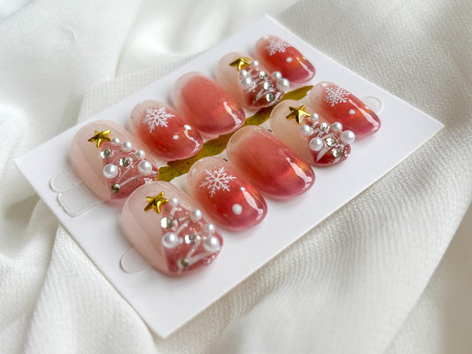 Elegant Christmas Magic Press-On Nails