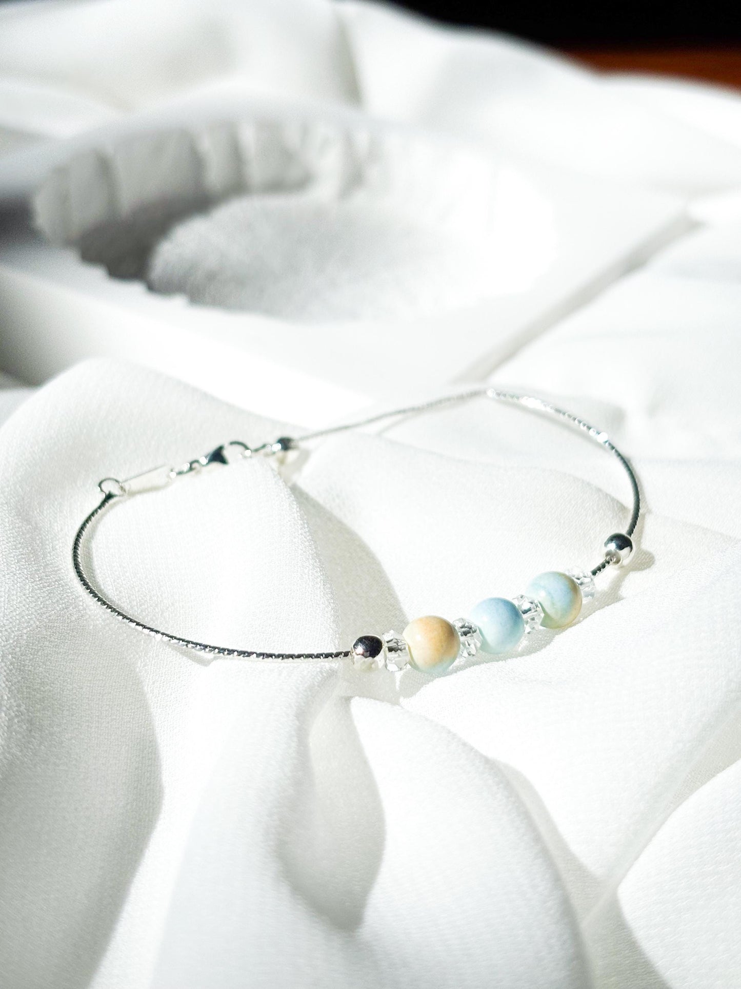 Vivid Harmony: Minimalist Dainty Alashan Agate & Clear Quartz Bangle