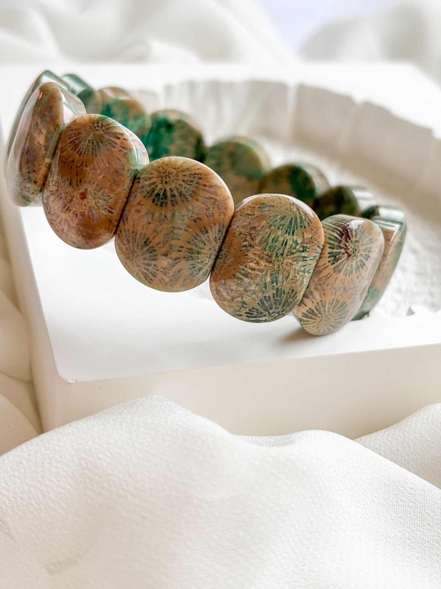 Amazon Canopy – Fossil Coral Daisy Bracelet
