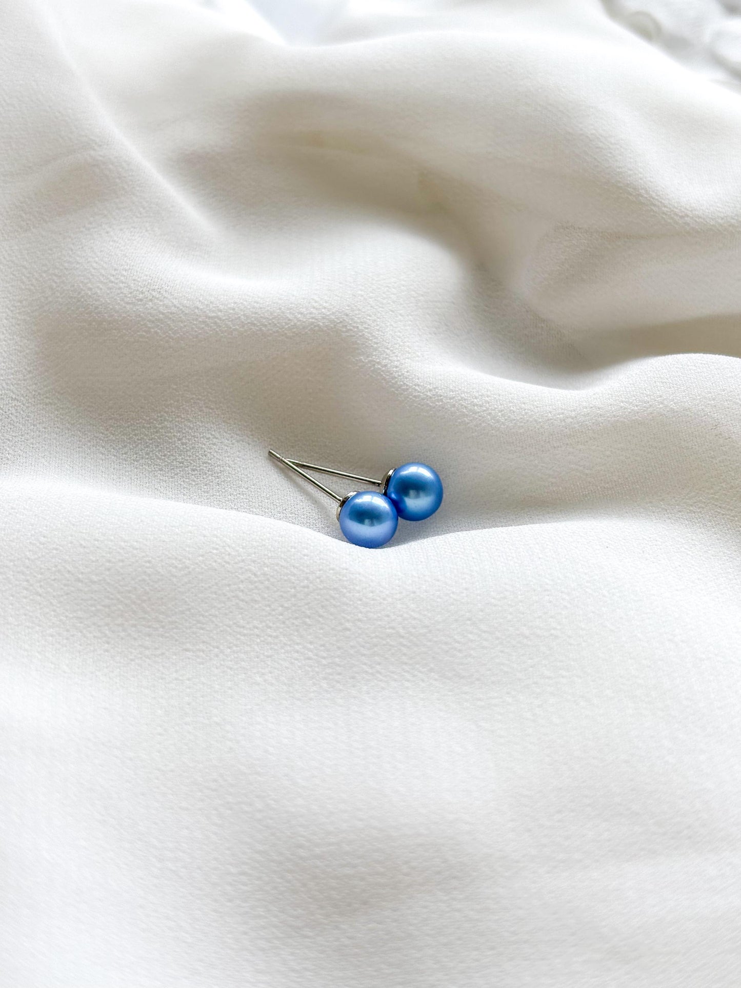 Violet is Blue Pearl Stud Earrings