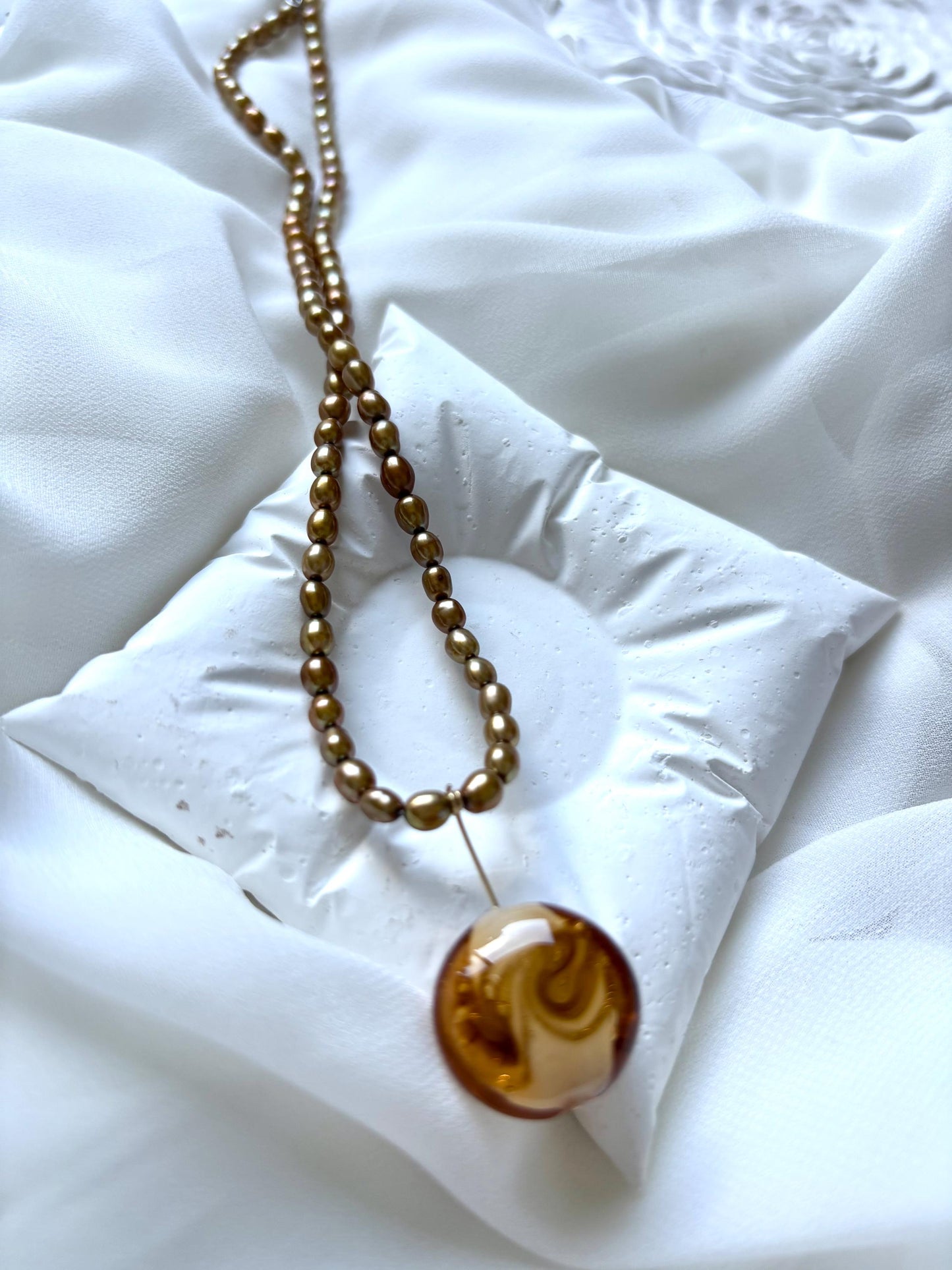 Caramel Latte: Afternoon Tea Bliss Pearl Necklace