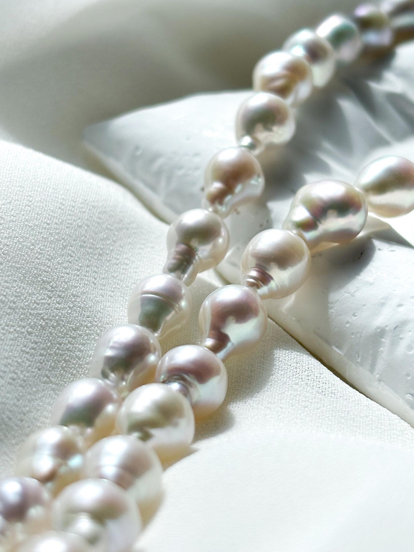 Moonlit Dew – White Baroque Teardrop Pearl Necklace (AAA Luster)