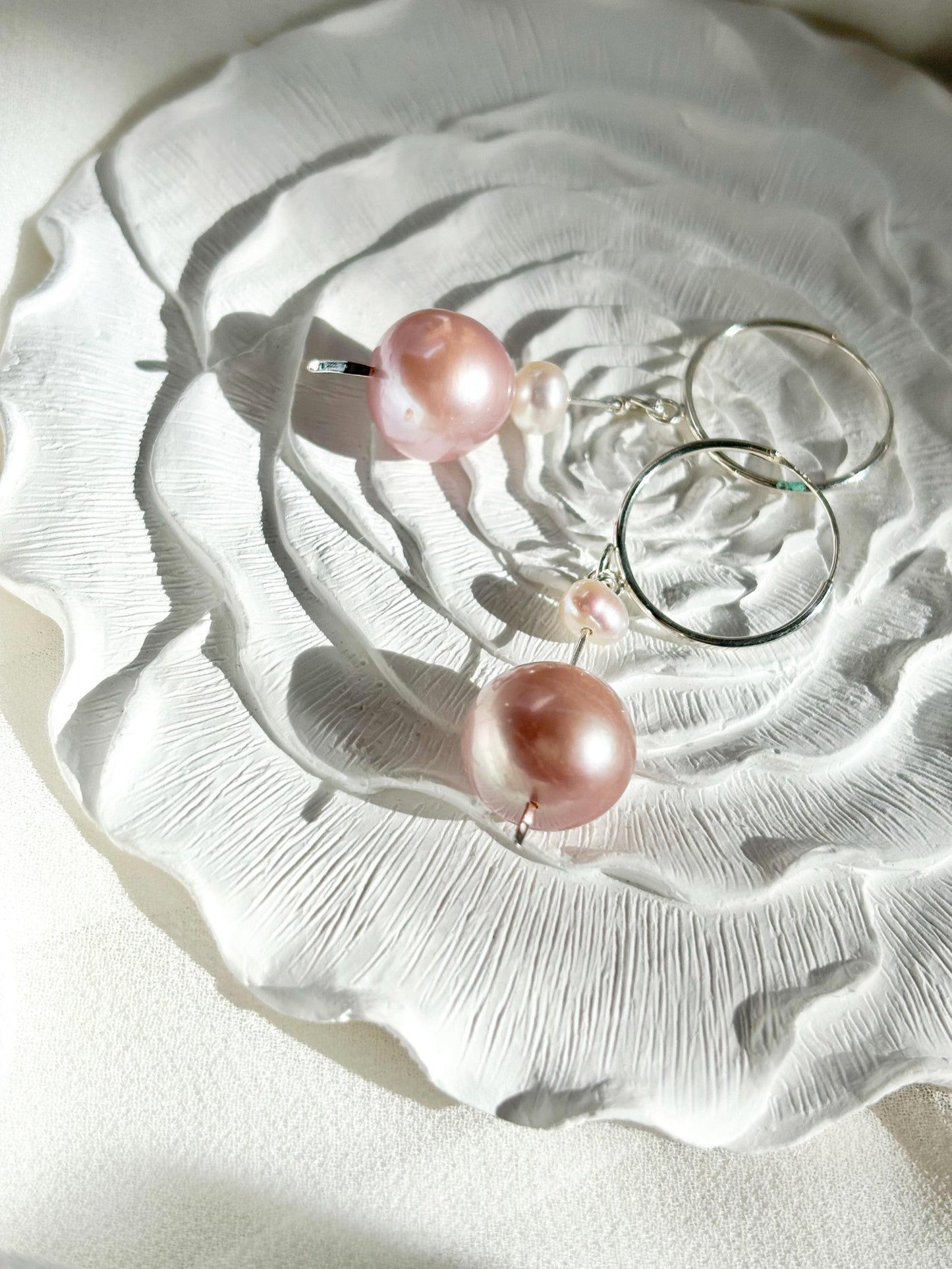 Snowy Whimsy – Sterling Silver Edison and Freshwater Pearl Huggie Earrings