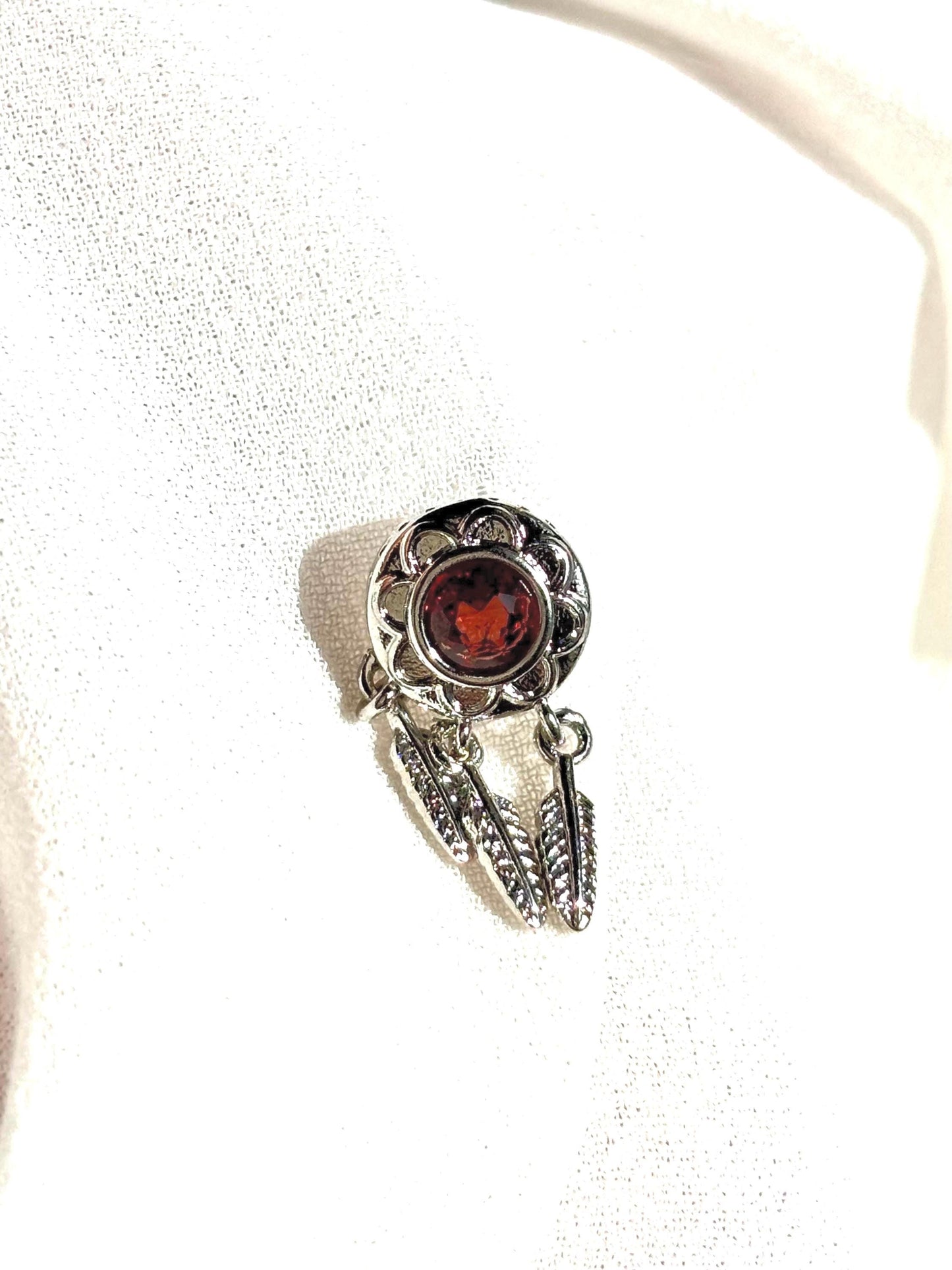 Dream of Fire – Garnet Dream Catcher Stud Earrings