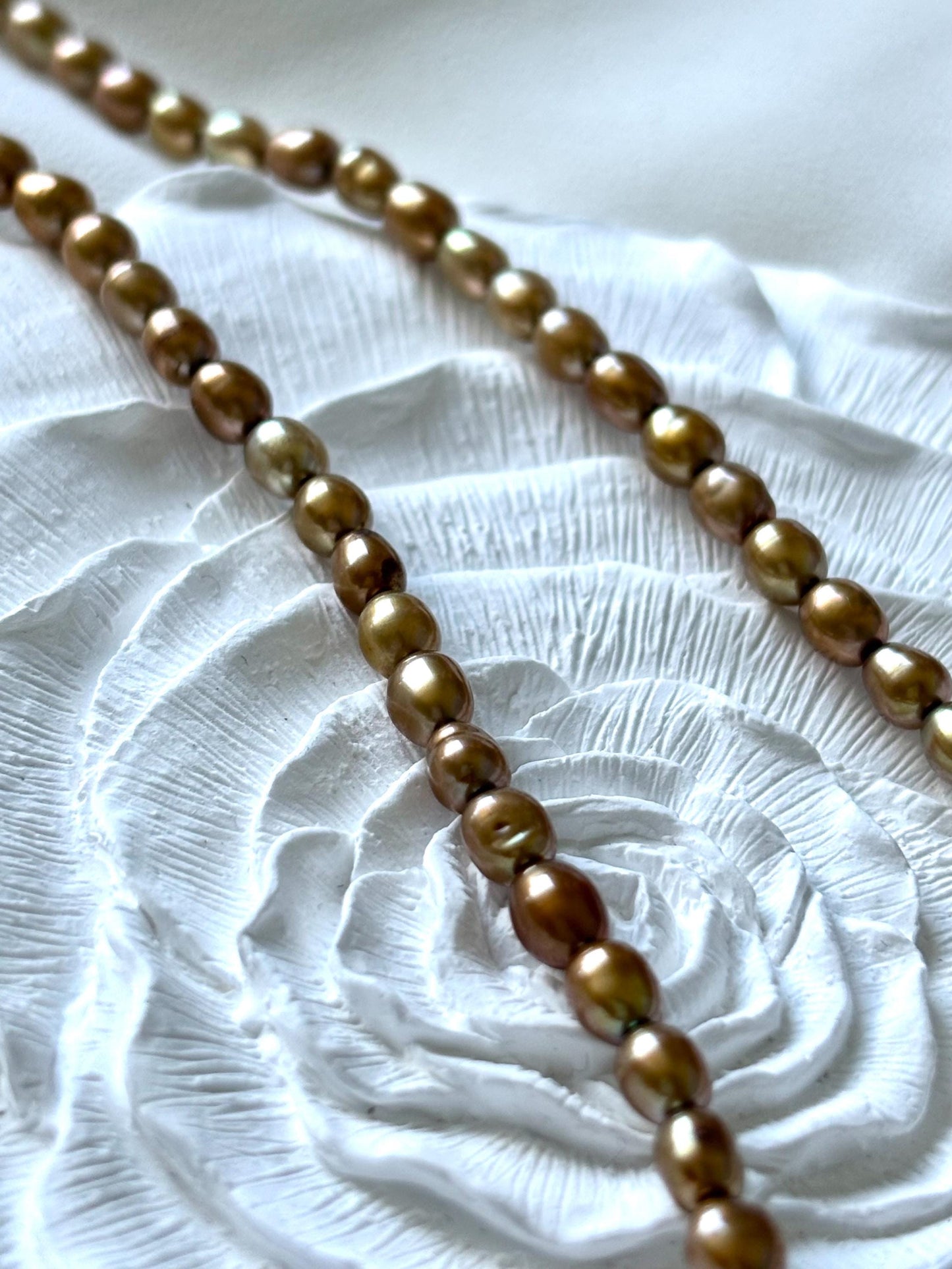 Caramel Latte: Afternoon Tea Bliss Pearl Necklace