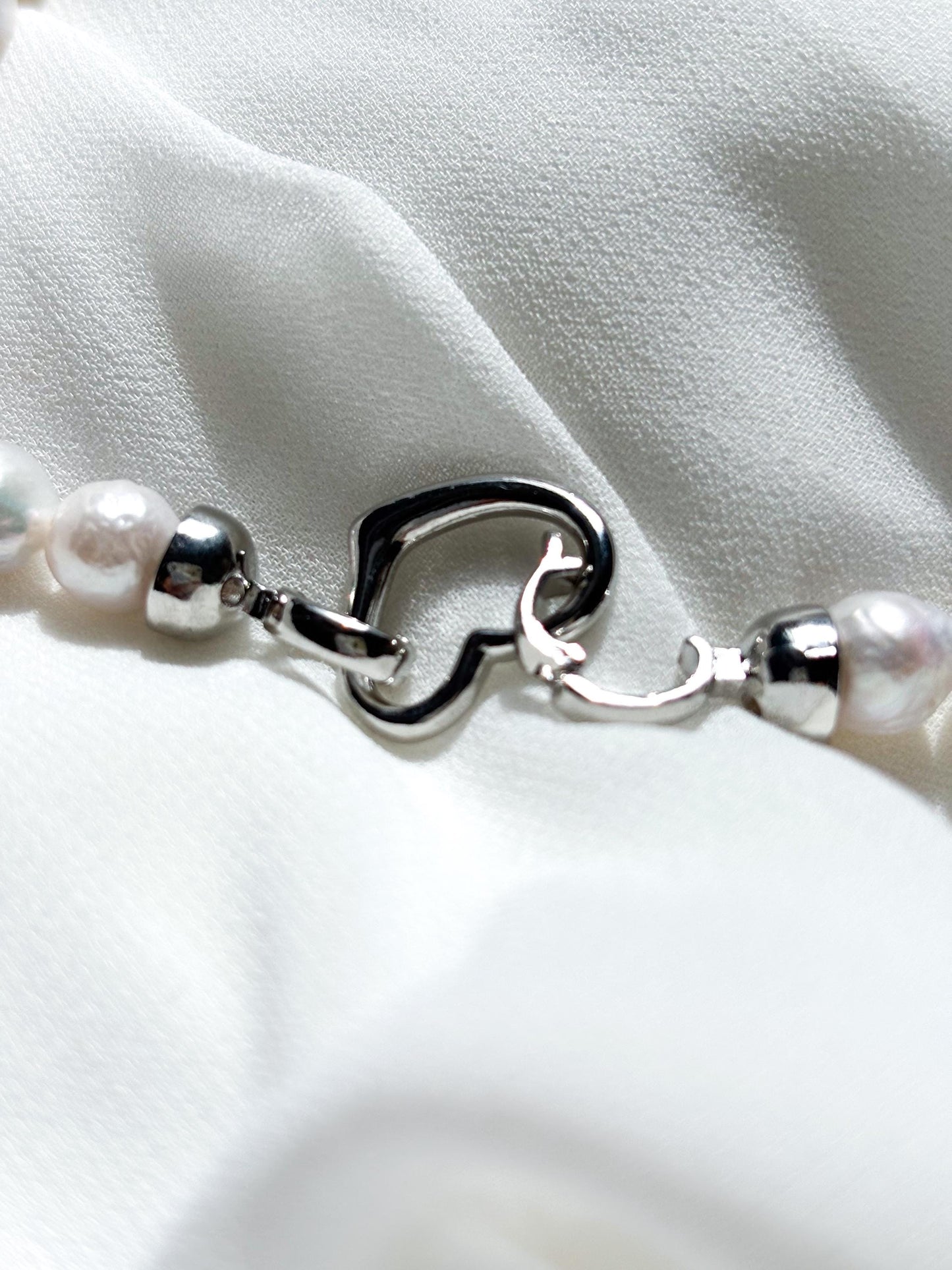 Ethereal Ocean Mist – White Baroque Wrinkled Pearl Necklace (AA Luster)