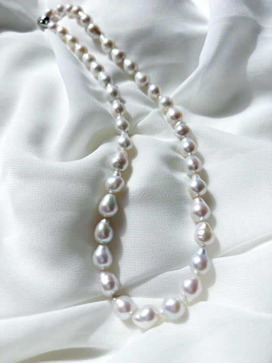 Moonlit Dew – White Baroque Teardrop Pearl Necklace (AAA Luster)