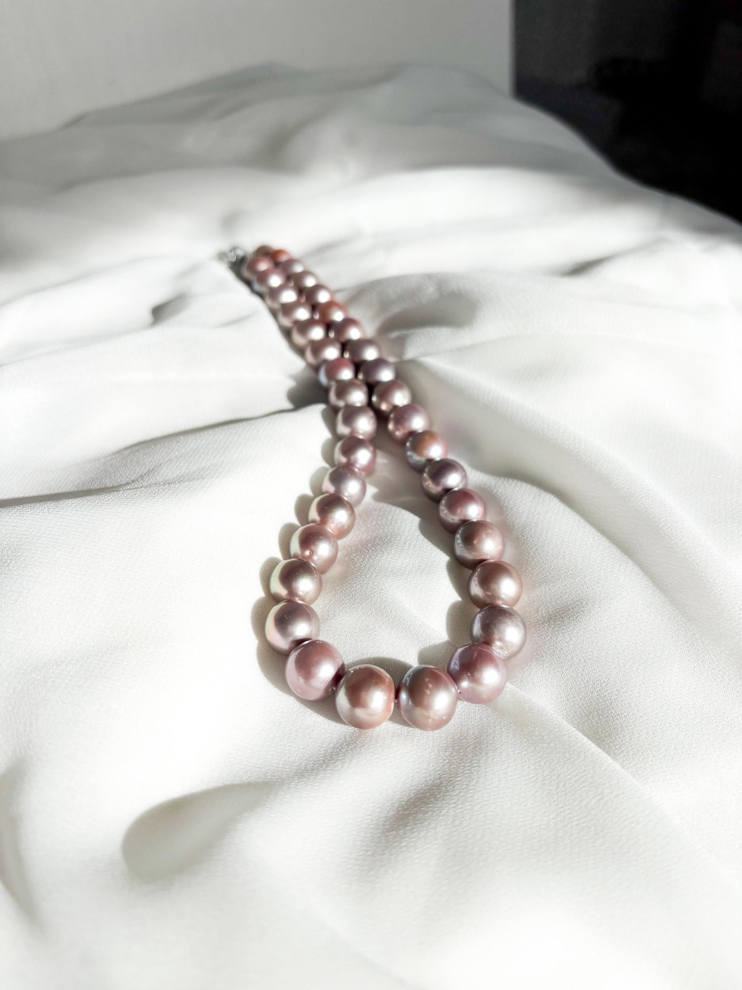 Moonlit Mist – Titanium Lavender Edison Pearl Necklace