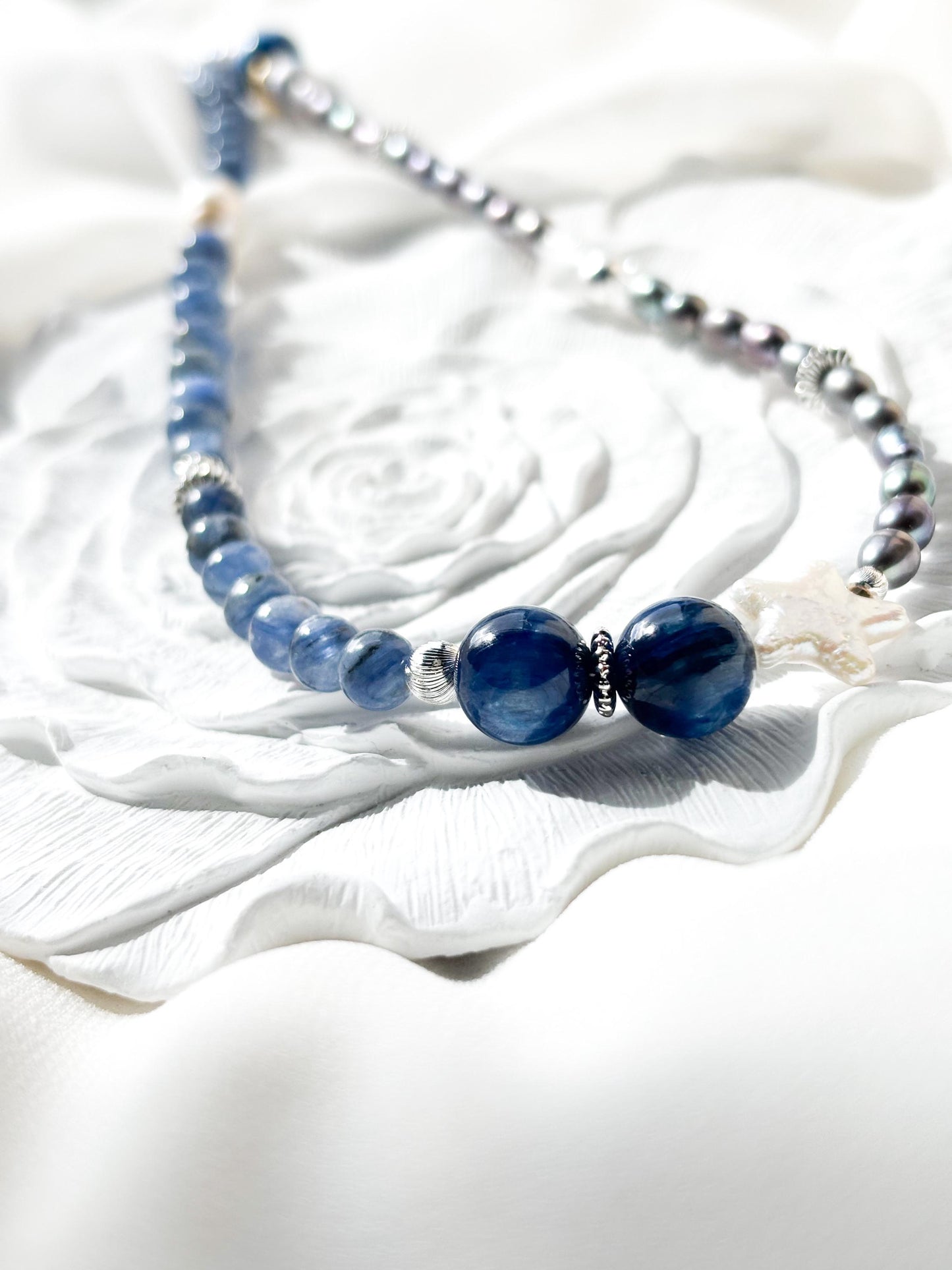 Ocean Star – Blue Kyanite & Silver-Grey Pearl Necklace