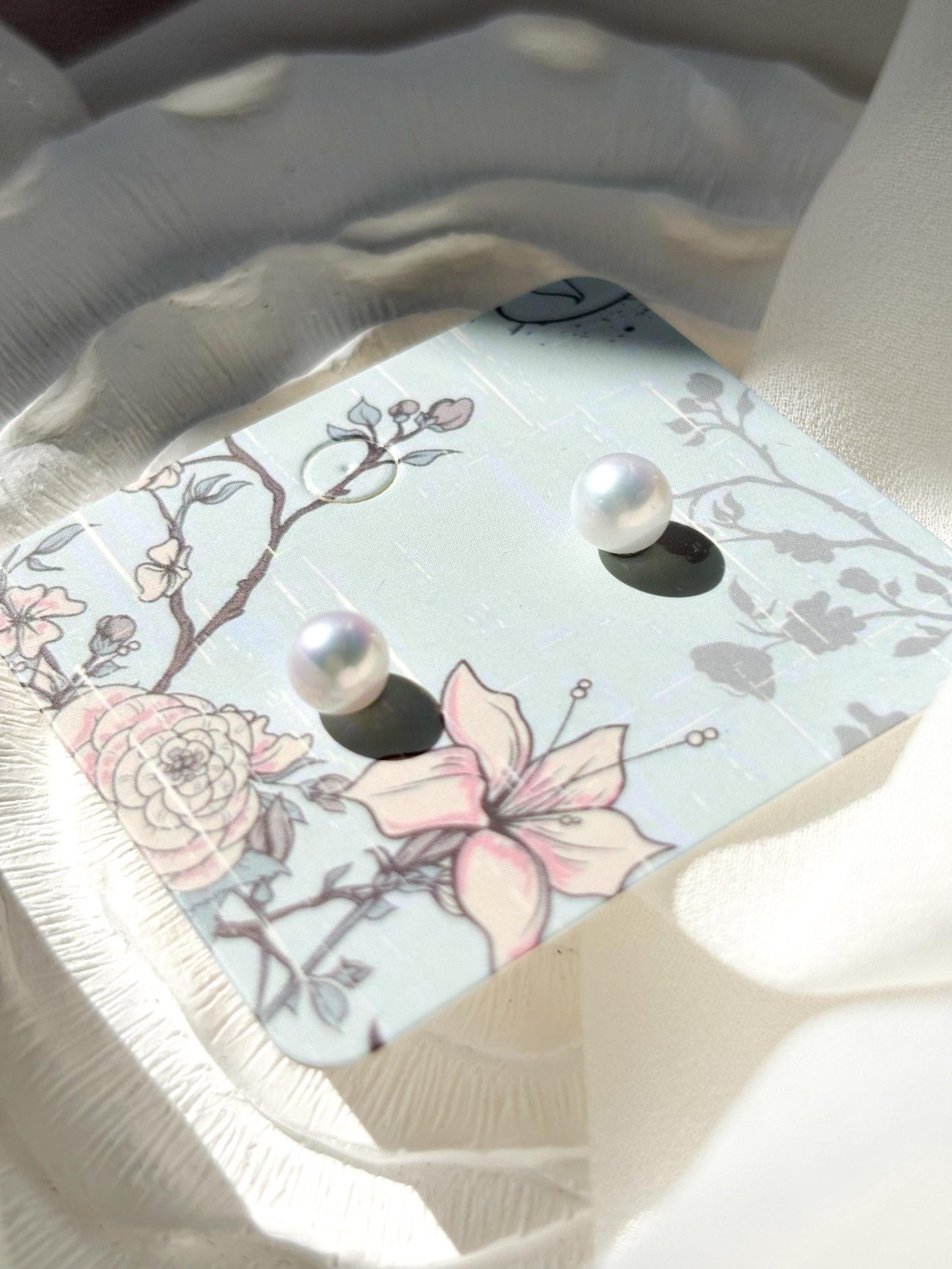 Celestial Mist – White Freshwater Pearl Stud Earrings (AAA Luster)
