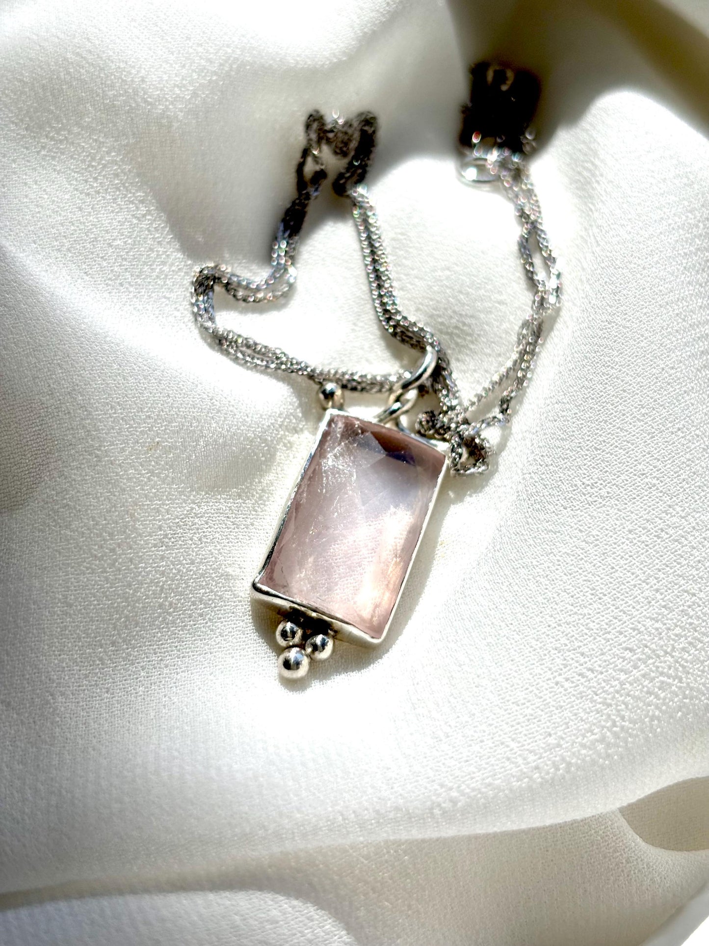 Rosé Key – Rose Quartz Antique Pendant Necklace
