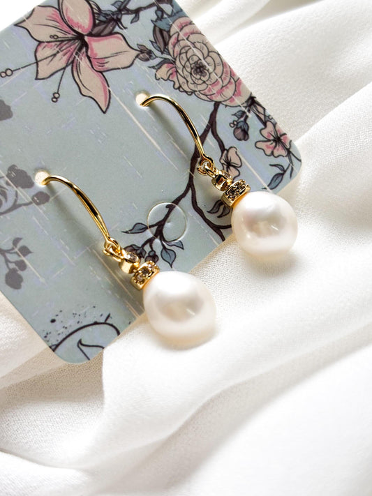 Celeste Glow – White Oval Pearl & Zircon Drop Earrings