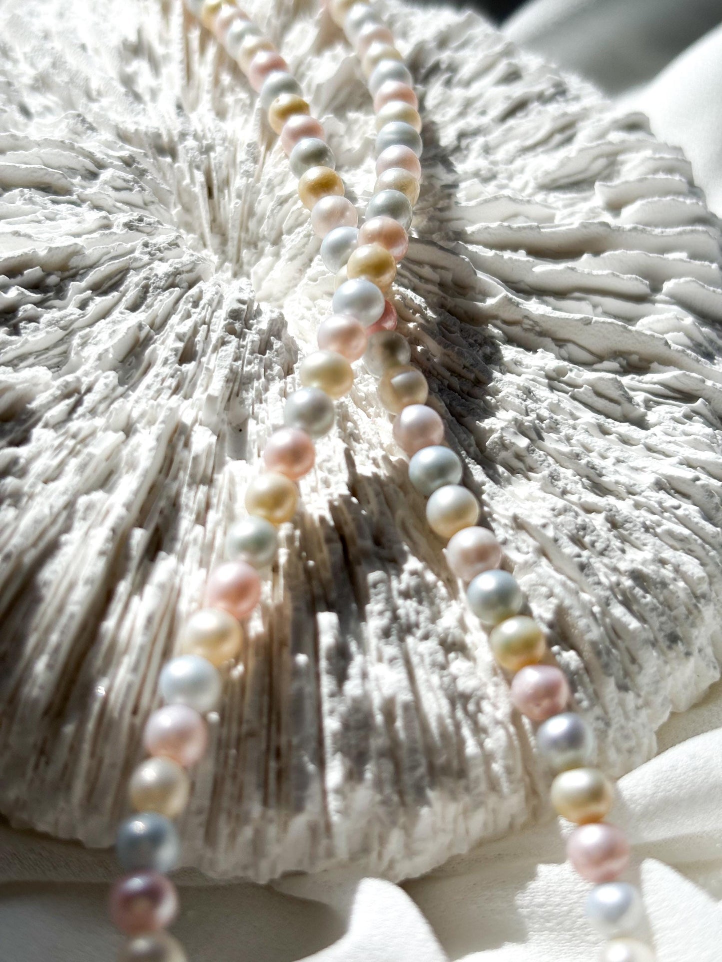 Macaron Bliss – Pastel Freshwater Pearl Y-Chain Necklace
