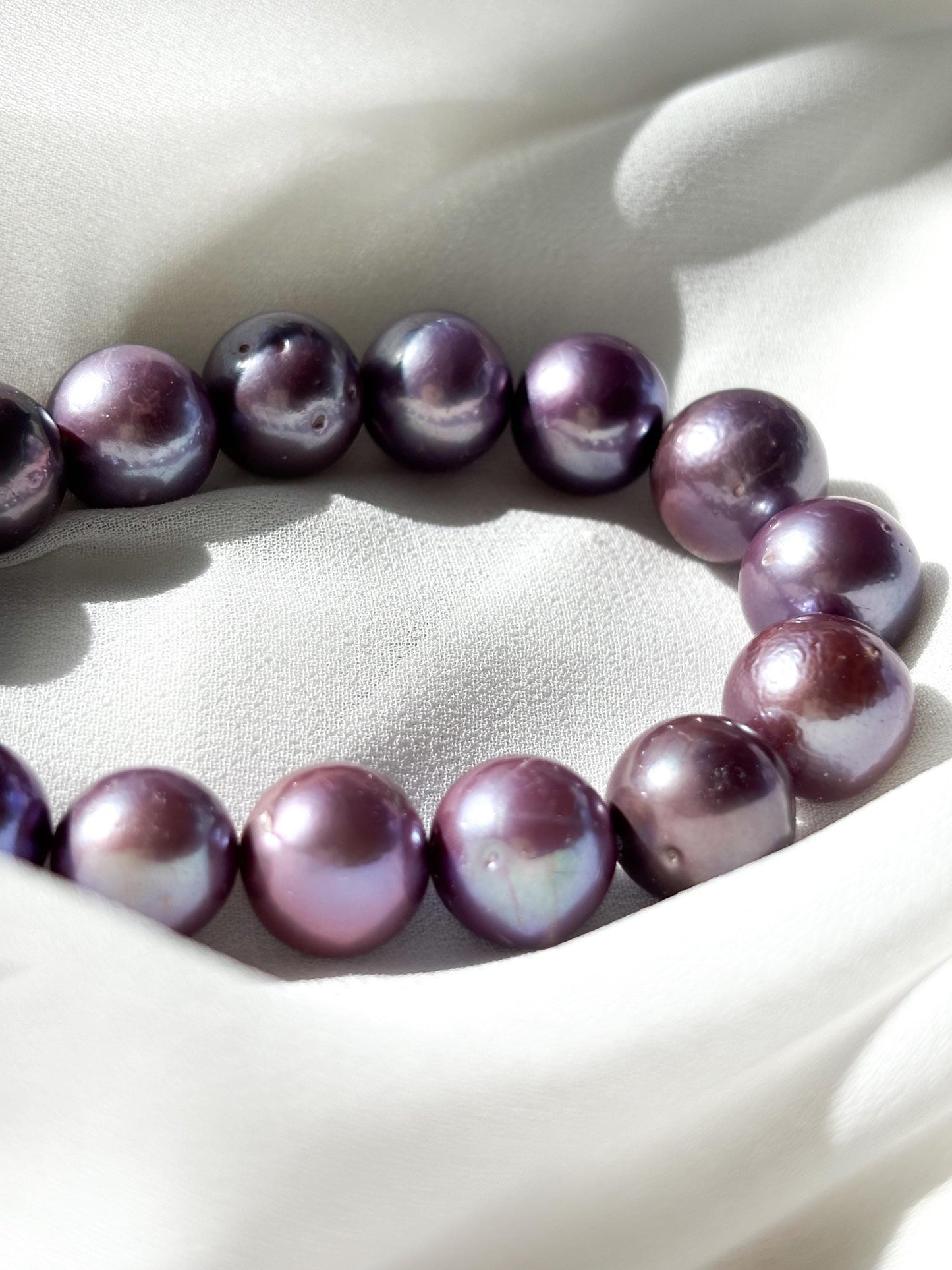 Midnight Iris – Dark Violet Edison Pearl Necklace