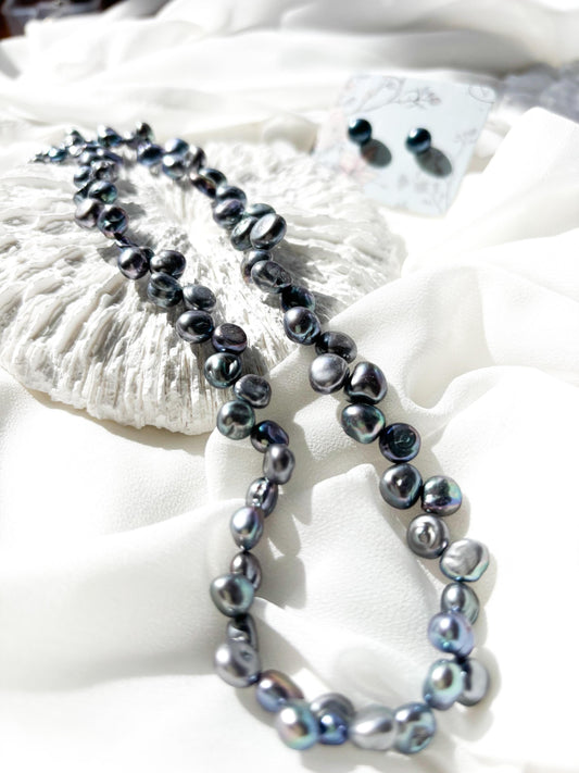 Storm Tide – Irregular Baroque Pearl Necklace