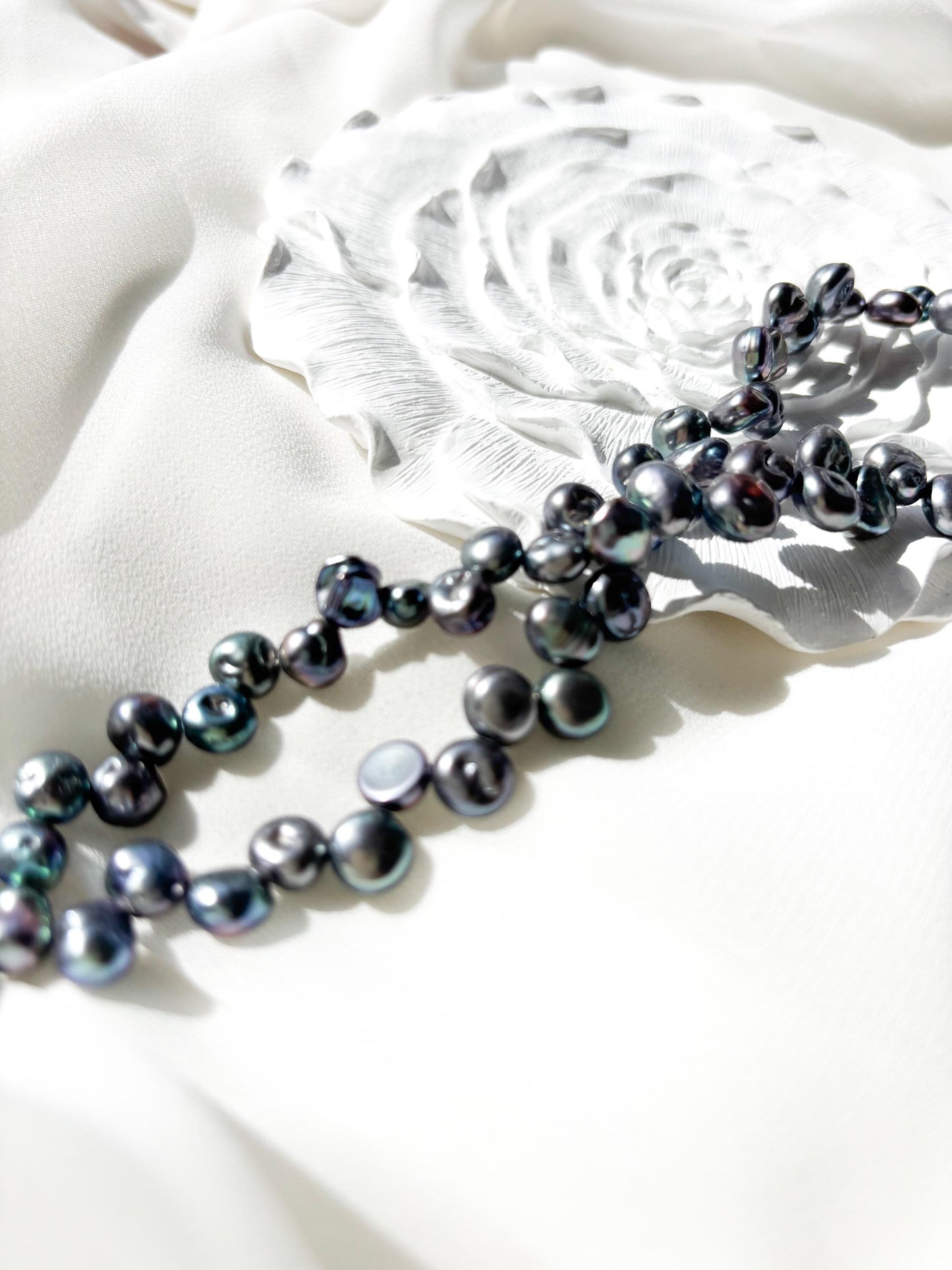 Storm Tide – Irregular Baroque Pearl Necklace