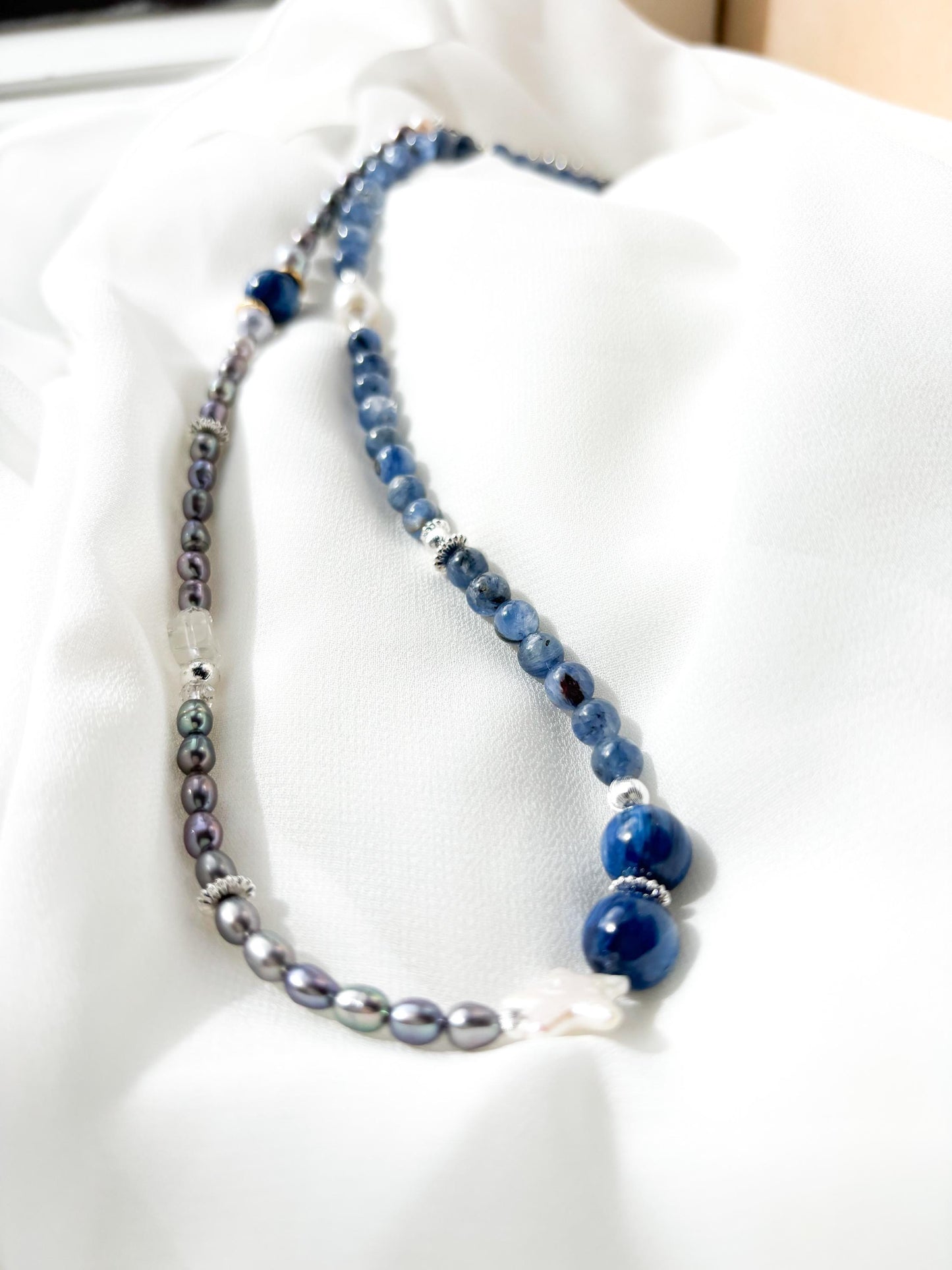 Ocean Star – Blue Kyanite & Silver-Grey Pearl Necklace