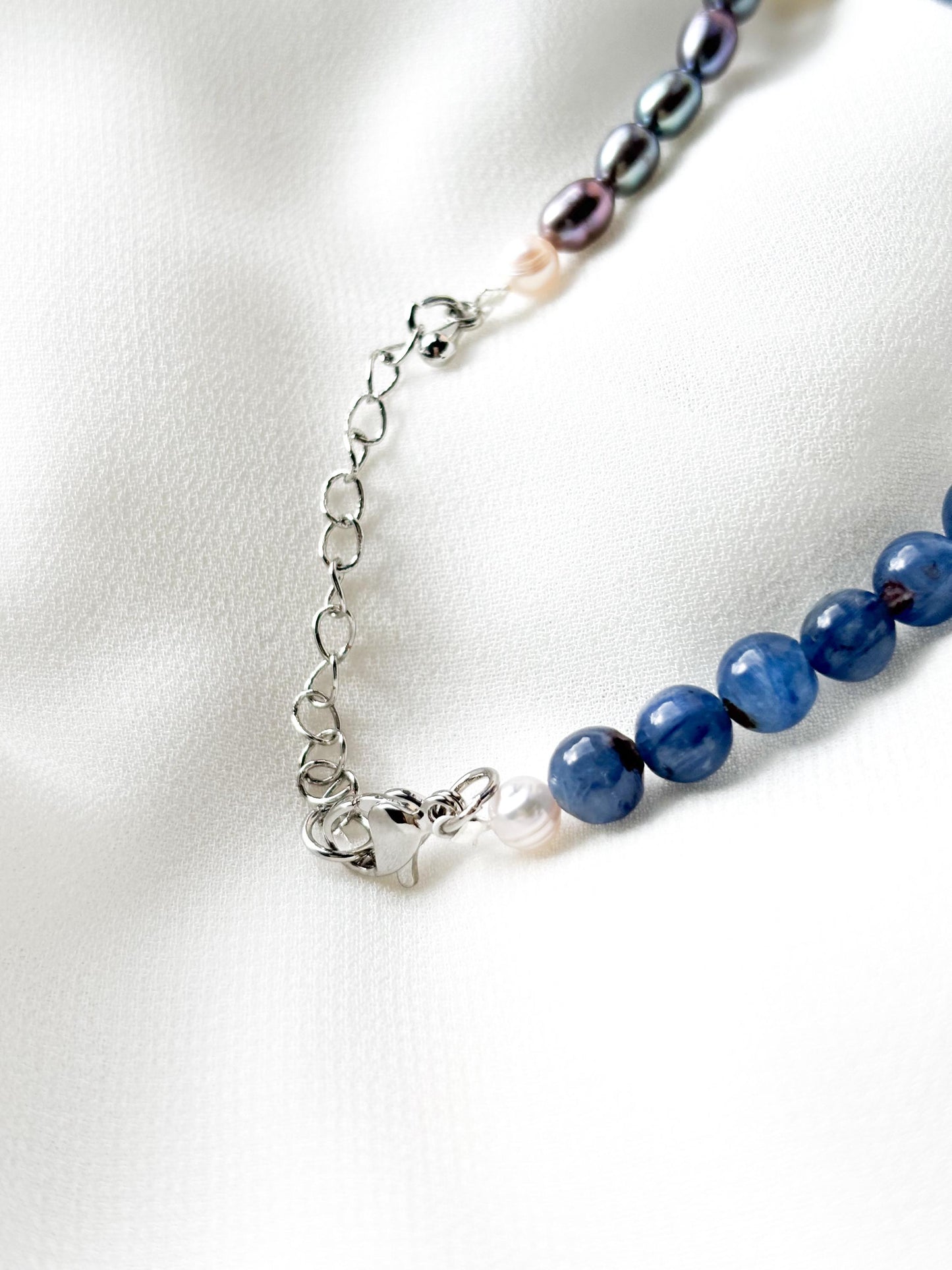 Ocean Star – Blue Kyanite & Silver-Grey Pearl Necklace