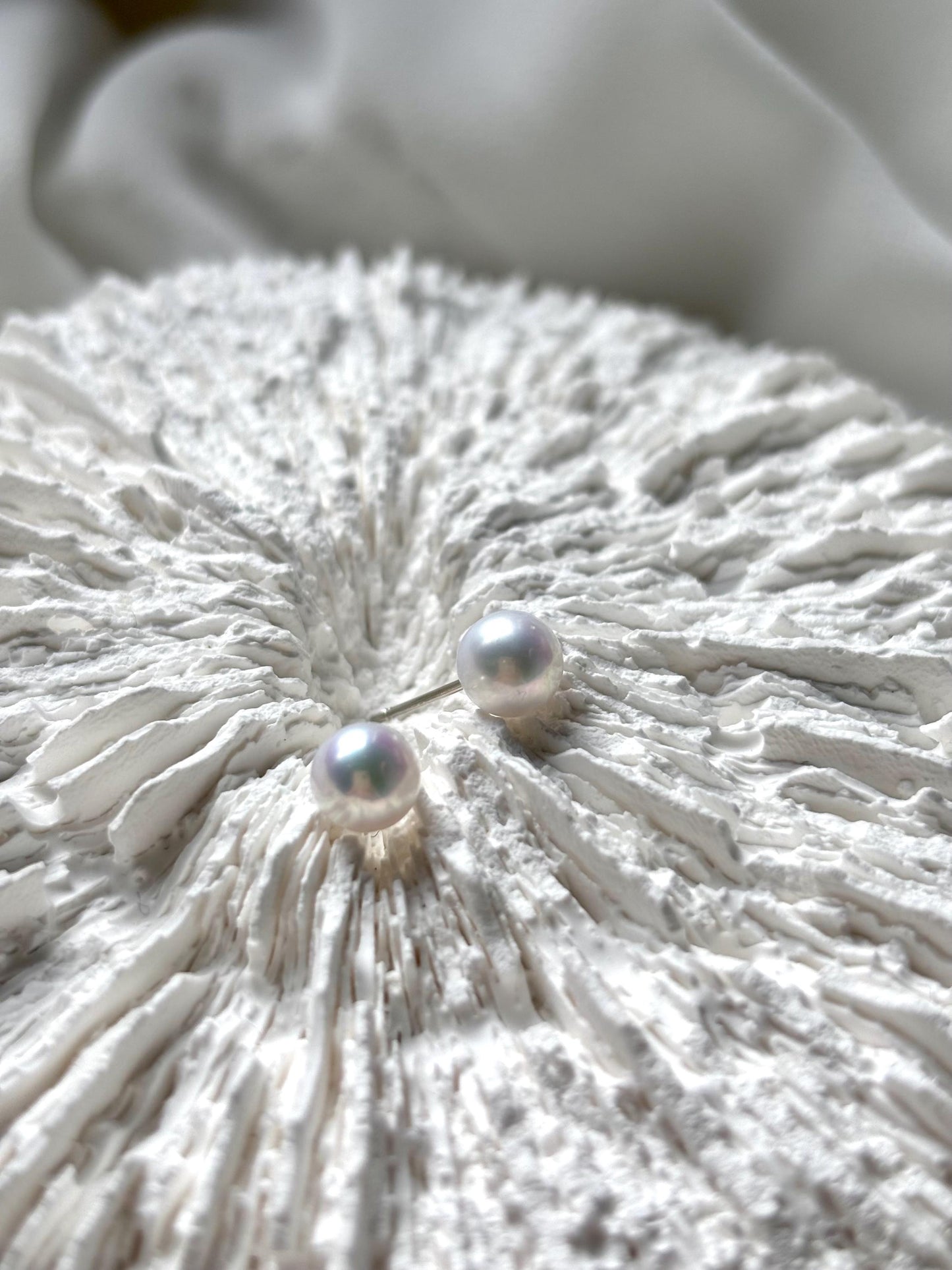 Celestial Mist – White Freshwater Pearl Stud Earrings (AAA Luster)