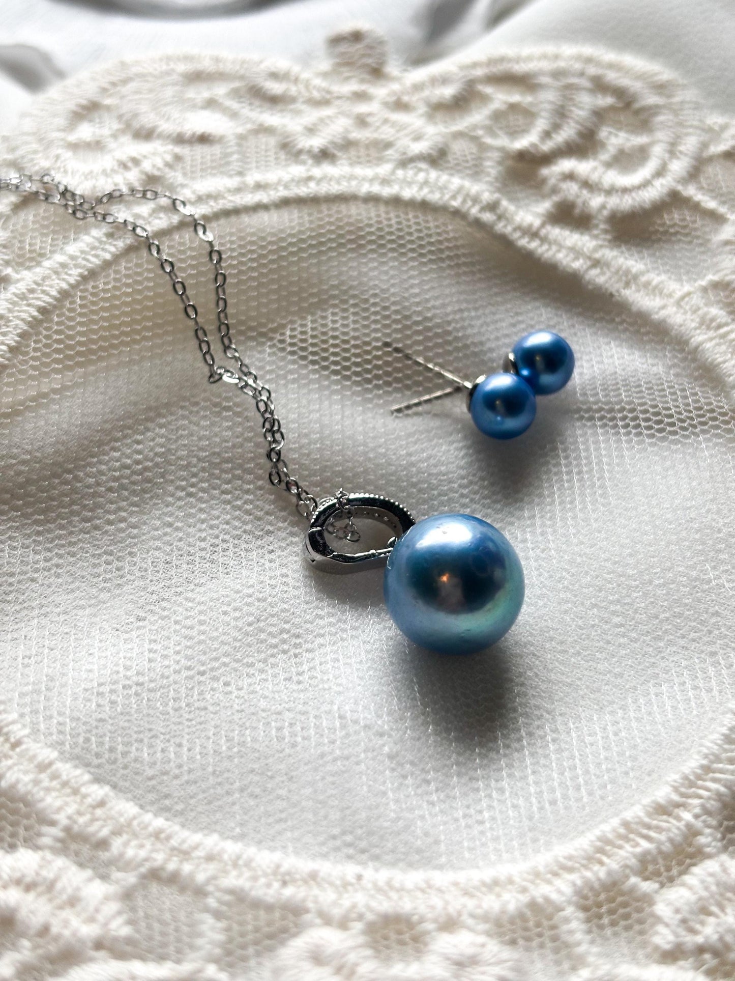Cloud Sigh – 12mm Baby Sky Blue Pearl Pendant Necklace