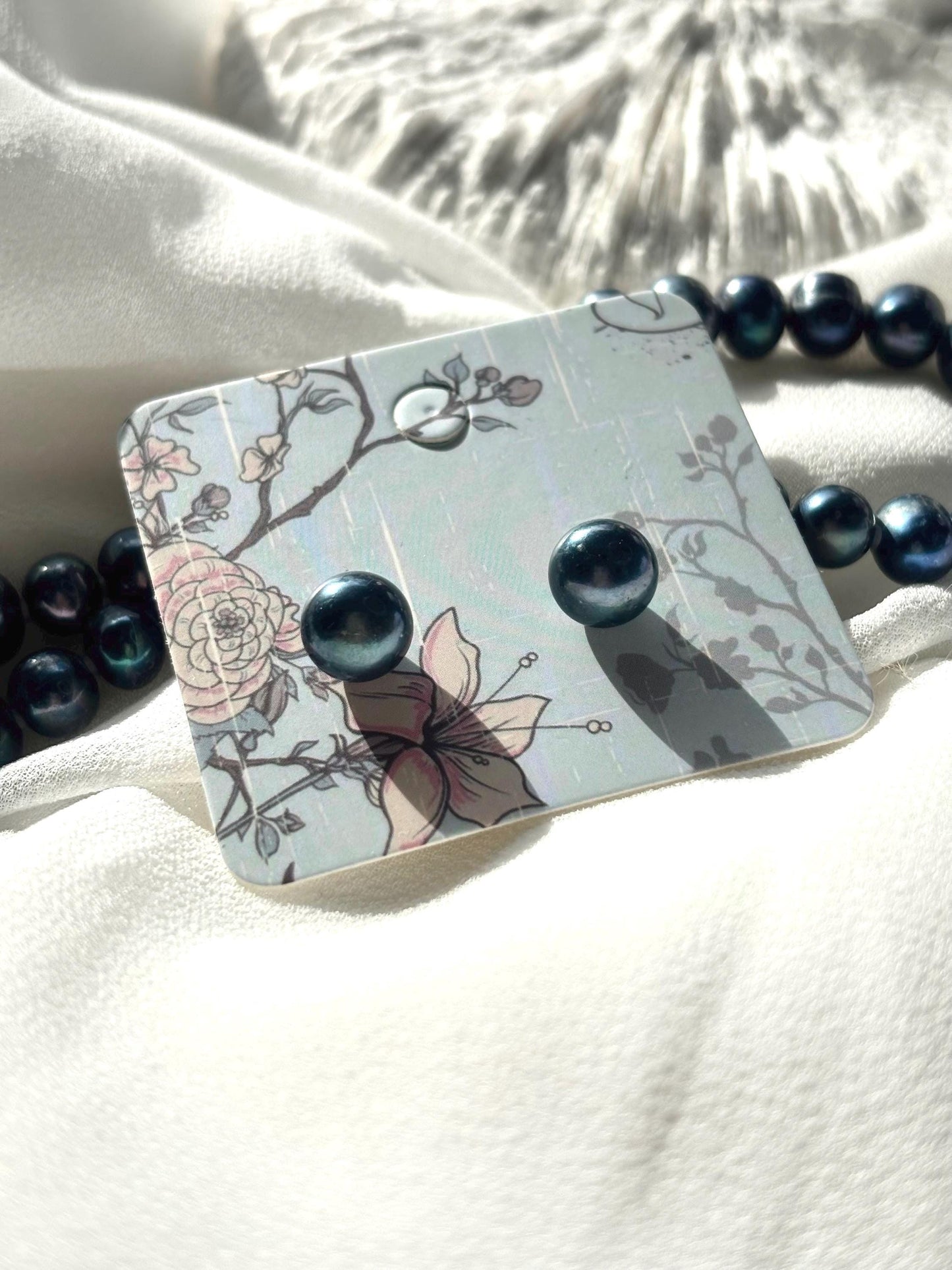 Dark funky blue city girl stylish natural pearls necklace (AA luster)