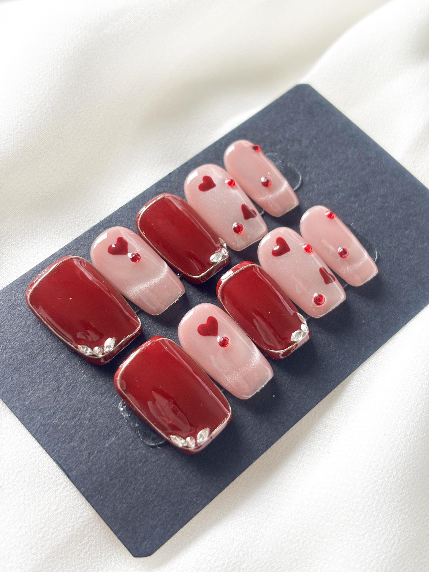 Crimson Crush – Red & Pink Press-On Nails with Zircons and Cat Eye Hearts | Valentine Vibe Glam Nails