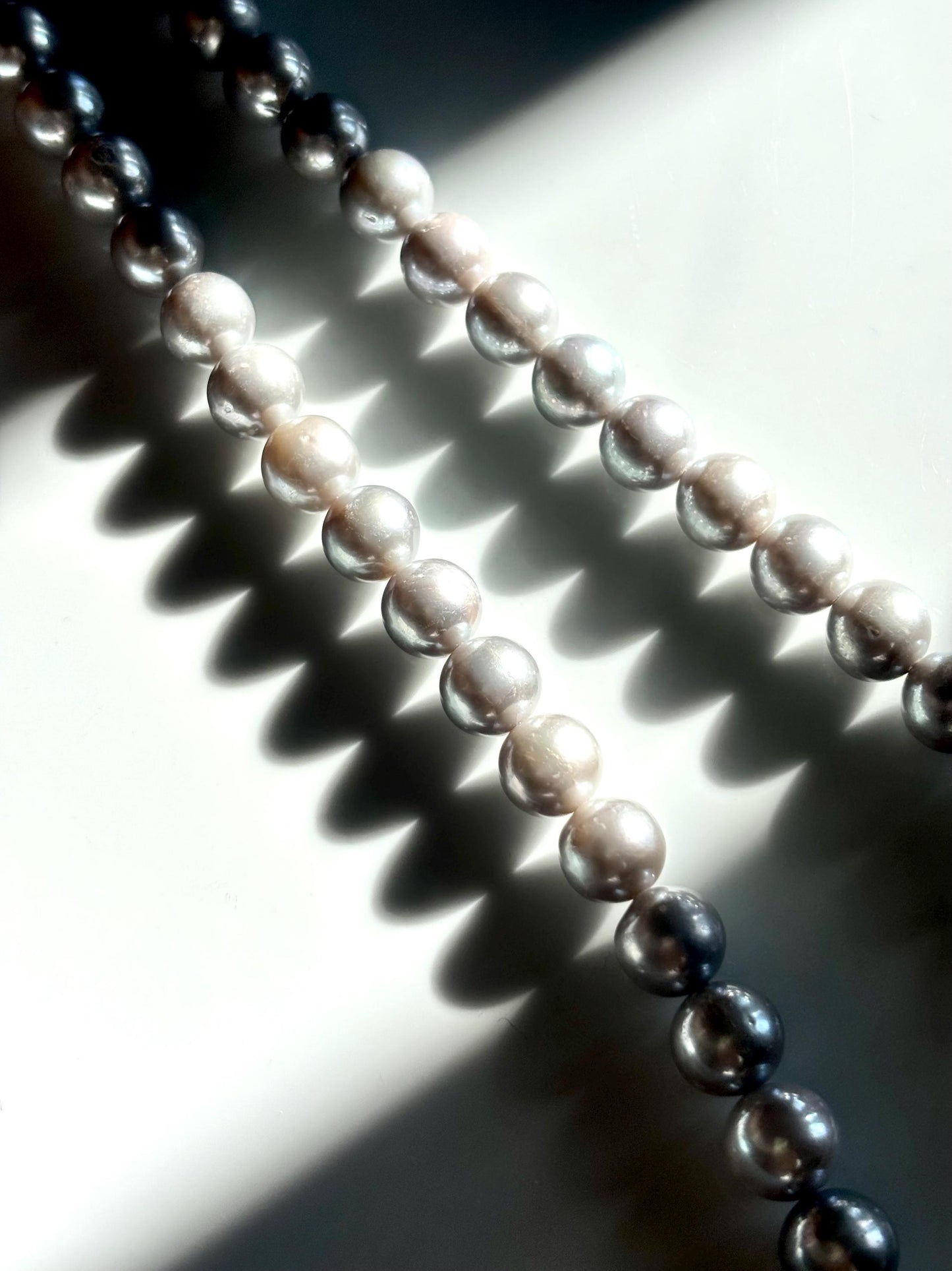 Moonmist Whisper – Silver Grey Pearl Necklace