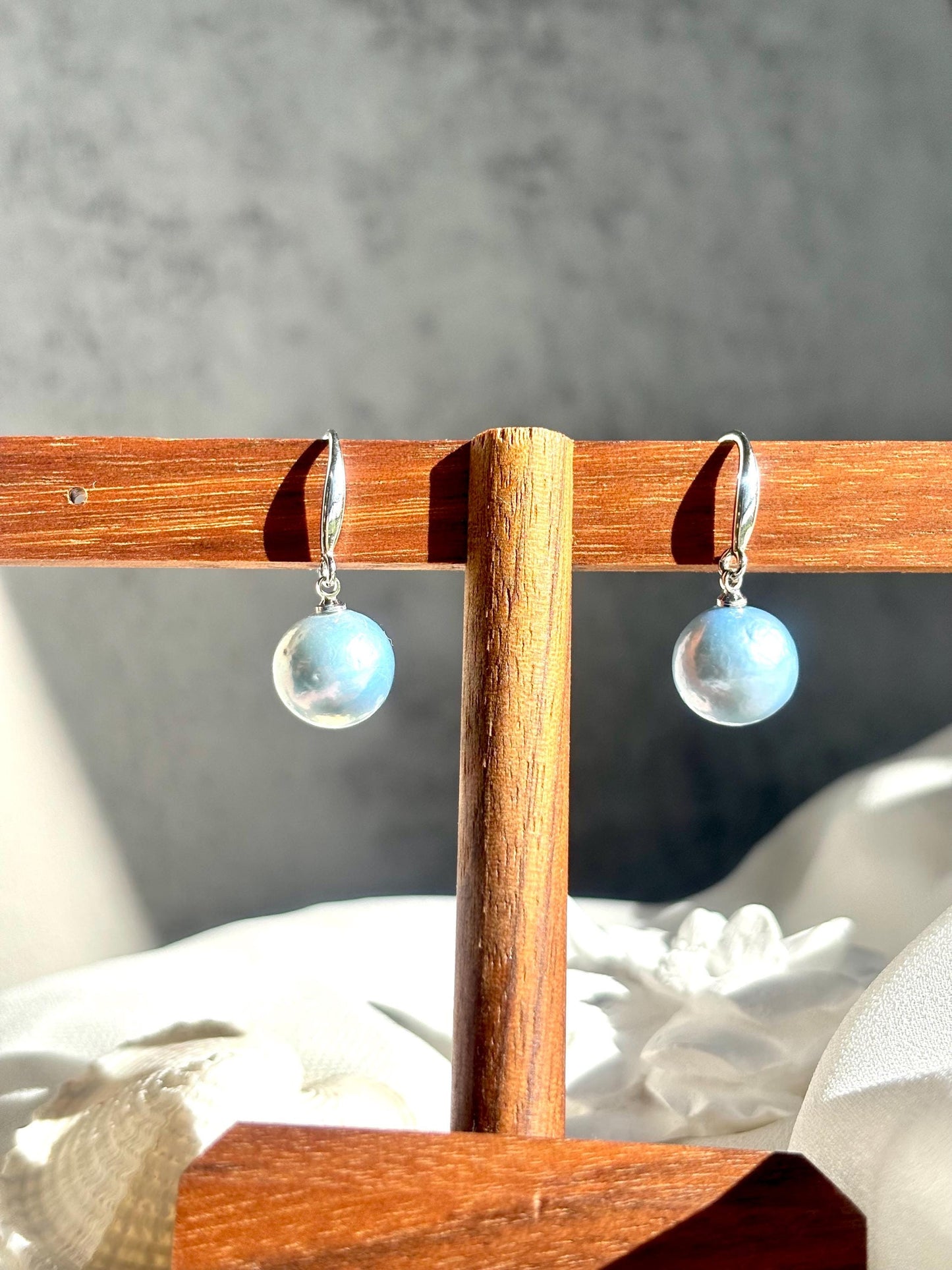 Ocean Haze – Blue Baroque Pearl Dangle Earrings