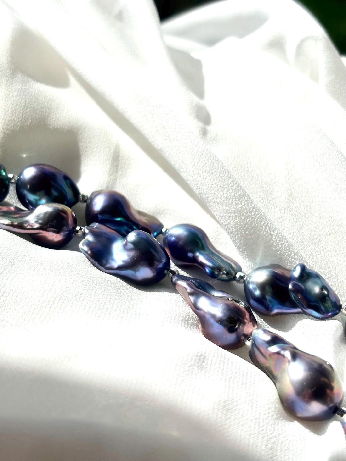 Mystic Ocean Tides – Baroque Blue Fish-Tail Pearl Necklace