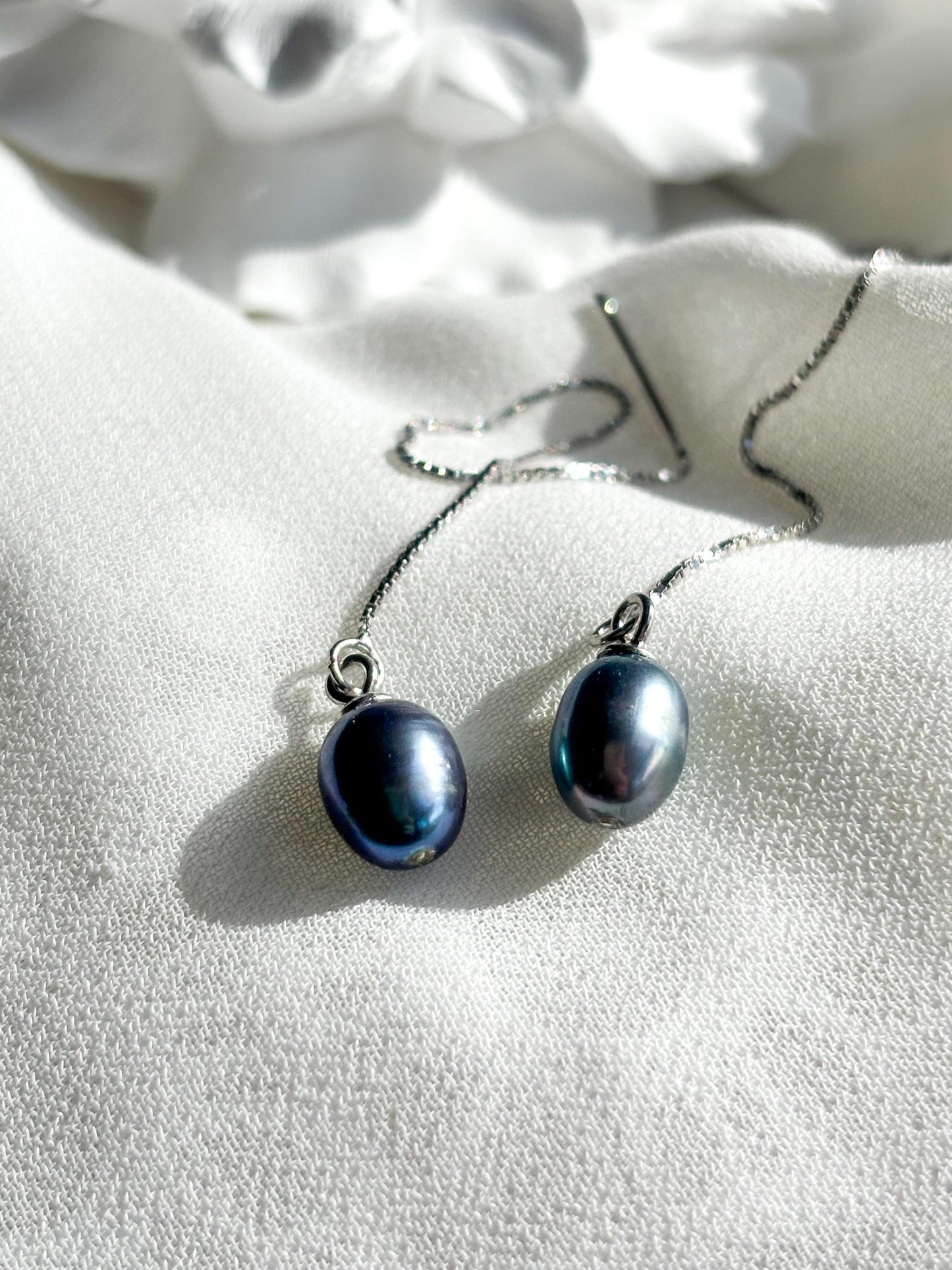 Tahitian Elegance – Adjustable Threader Pearl Earrings