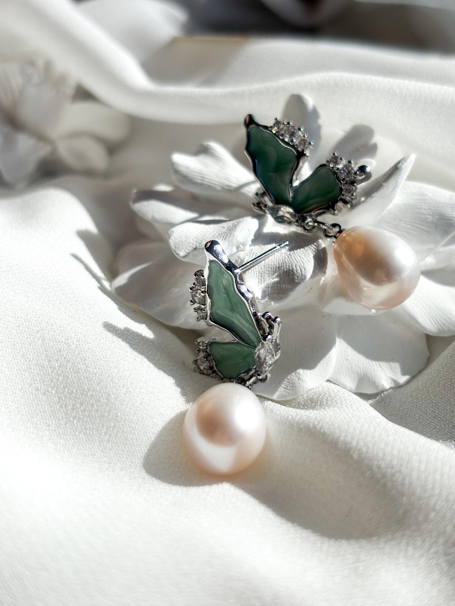Whispers of Spring – Teardrop Pearl & Butterfly Earrings