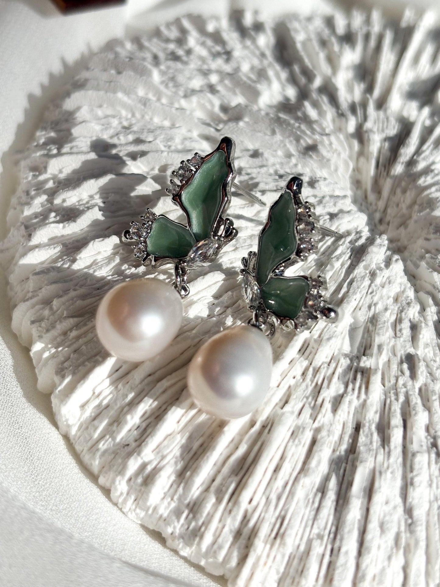 Whispers of Spring – Teardrop Pearl & Butterfly Earrings