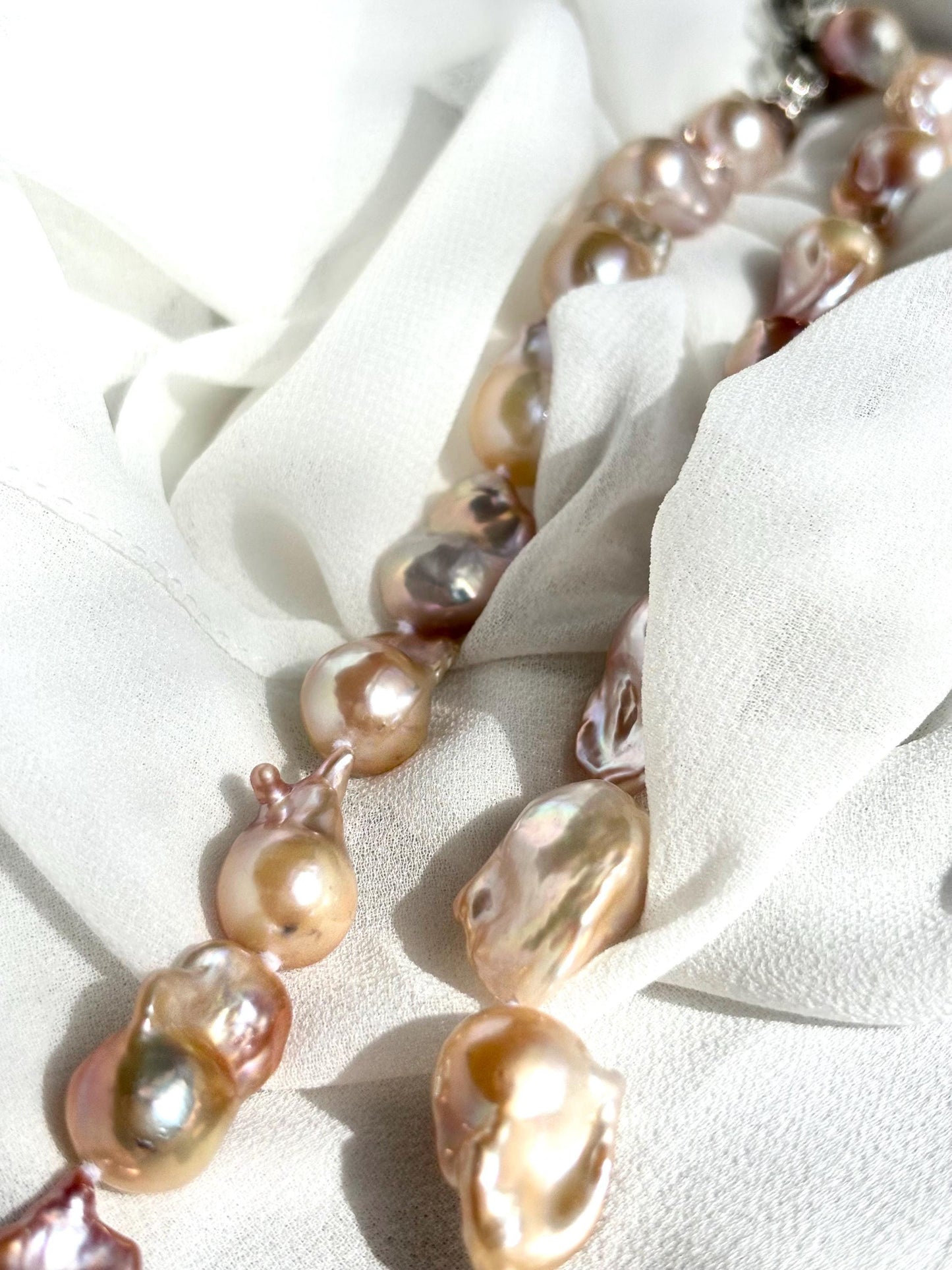 Persian Buttercup – Baroque Pearl Necklace