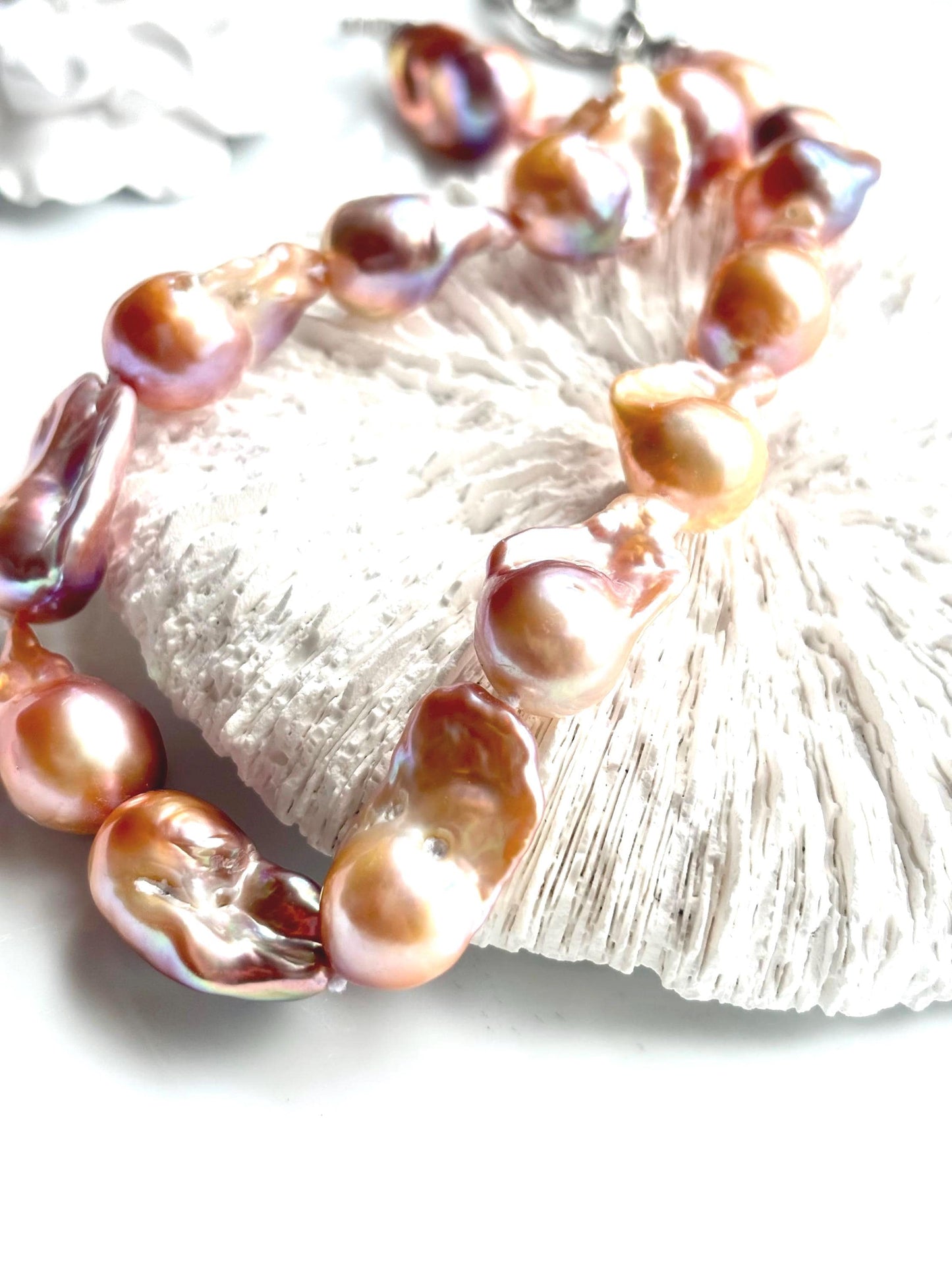 Flamingo Dusk – Baroque Pearl Necklace