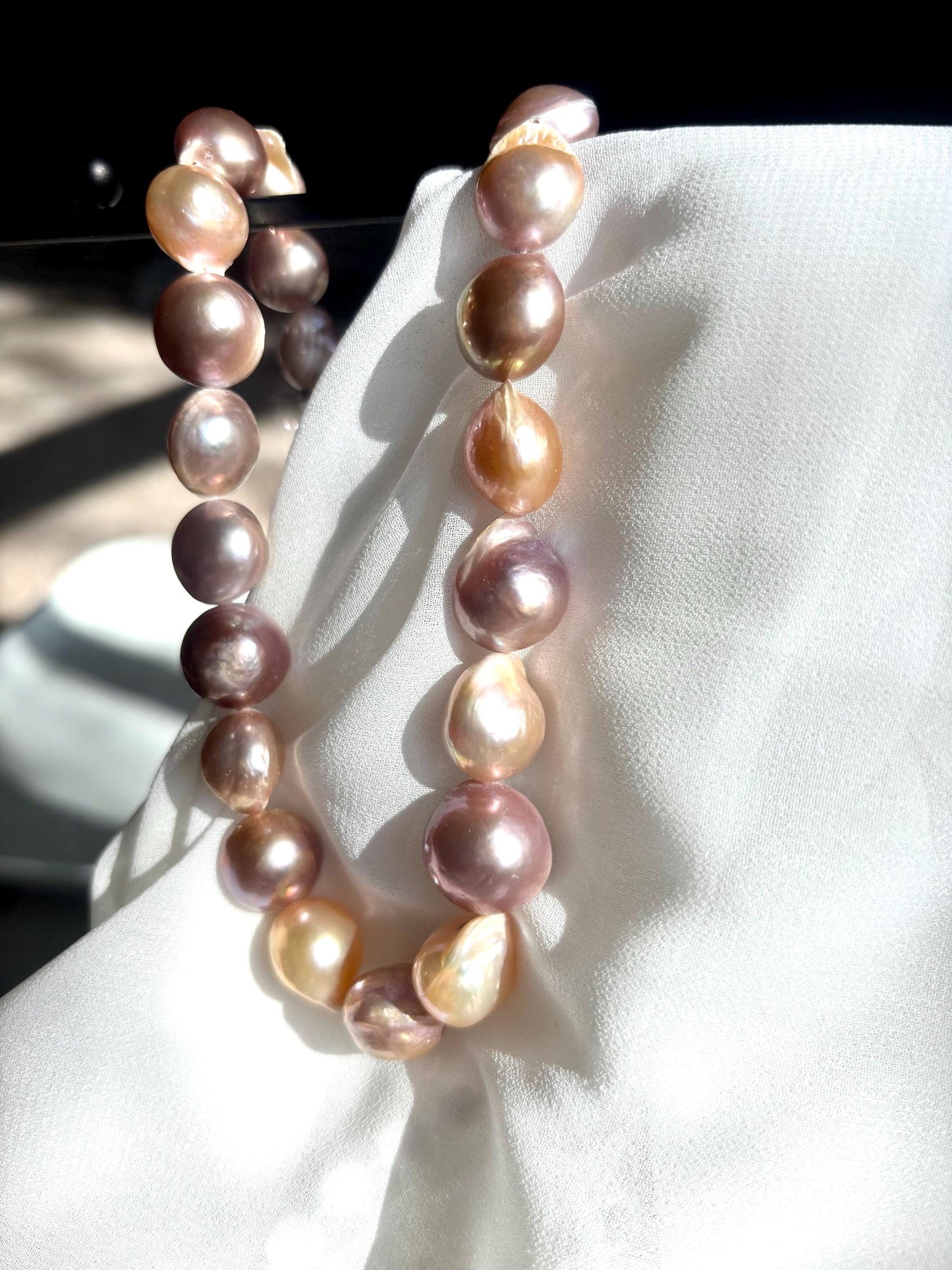 Twilight Garden – Multicolor Baroque Pearl Necklace