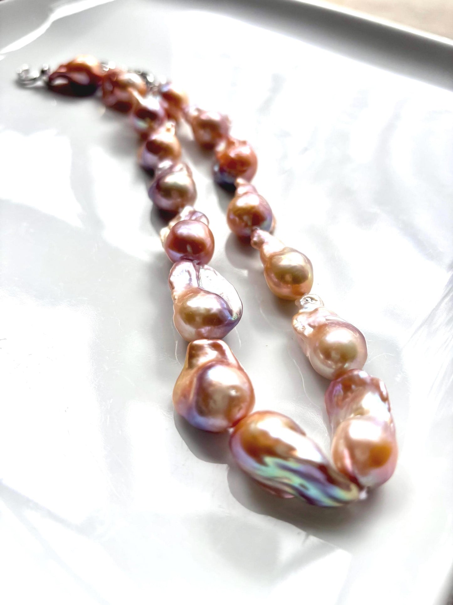 Flamingo Dusk – Baroque Pearl Necklace